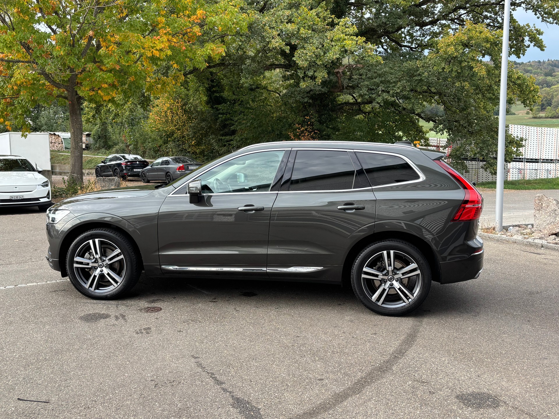 VOLVO XC60 2.0 T5 Inscription AWD-image-4
