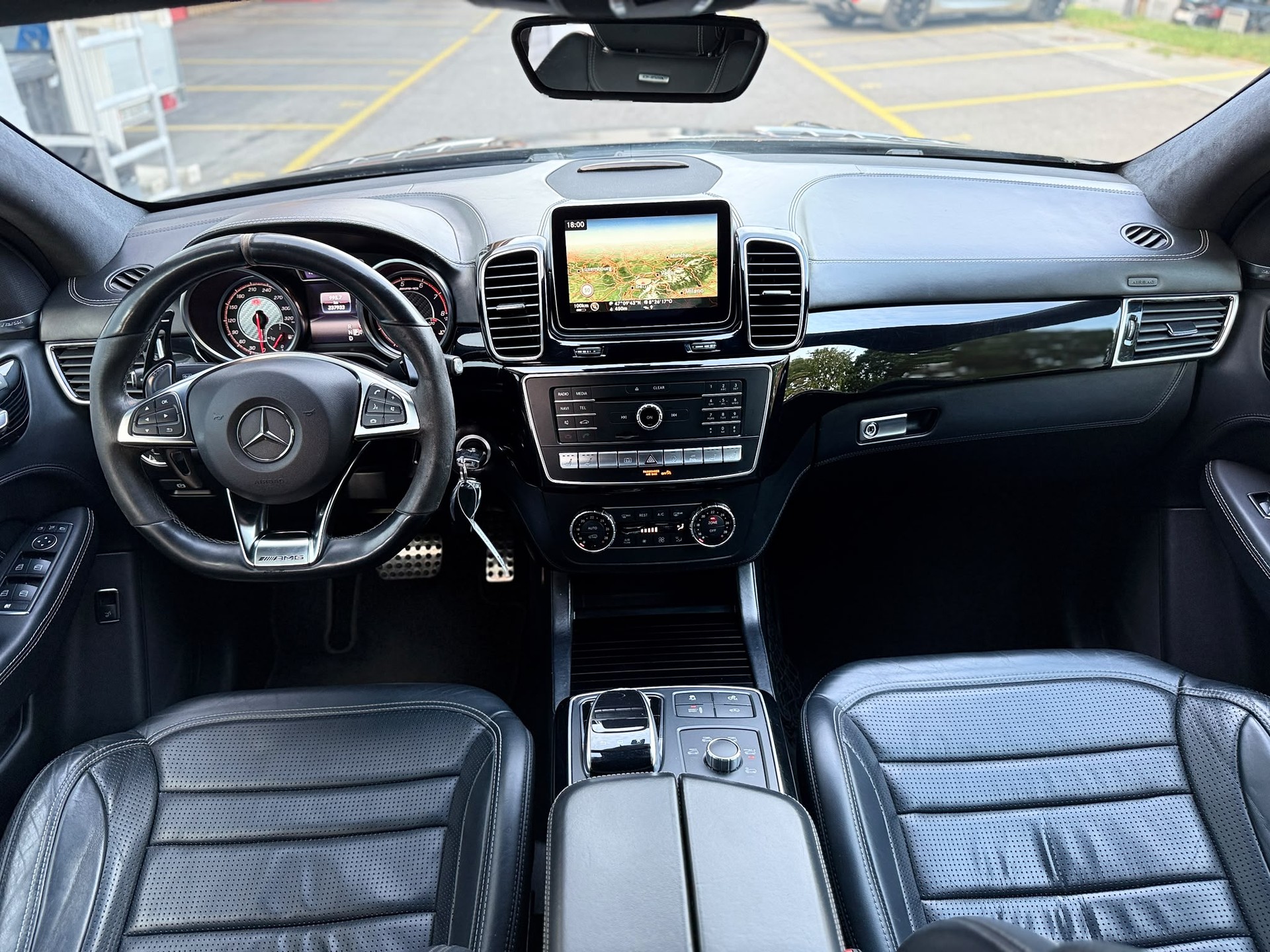 MERCEDES-BENZ GLE 63 V8 S AMG Coupé-image-9