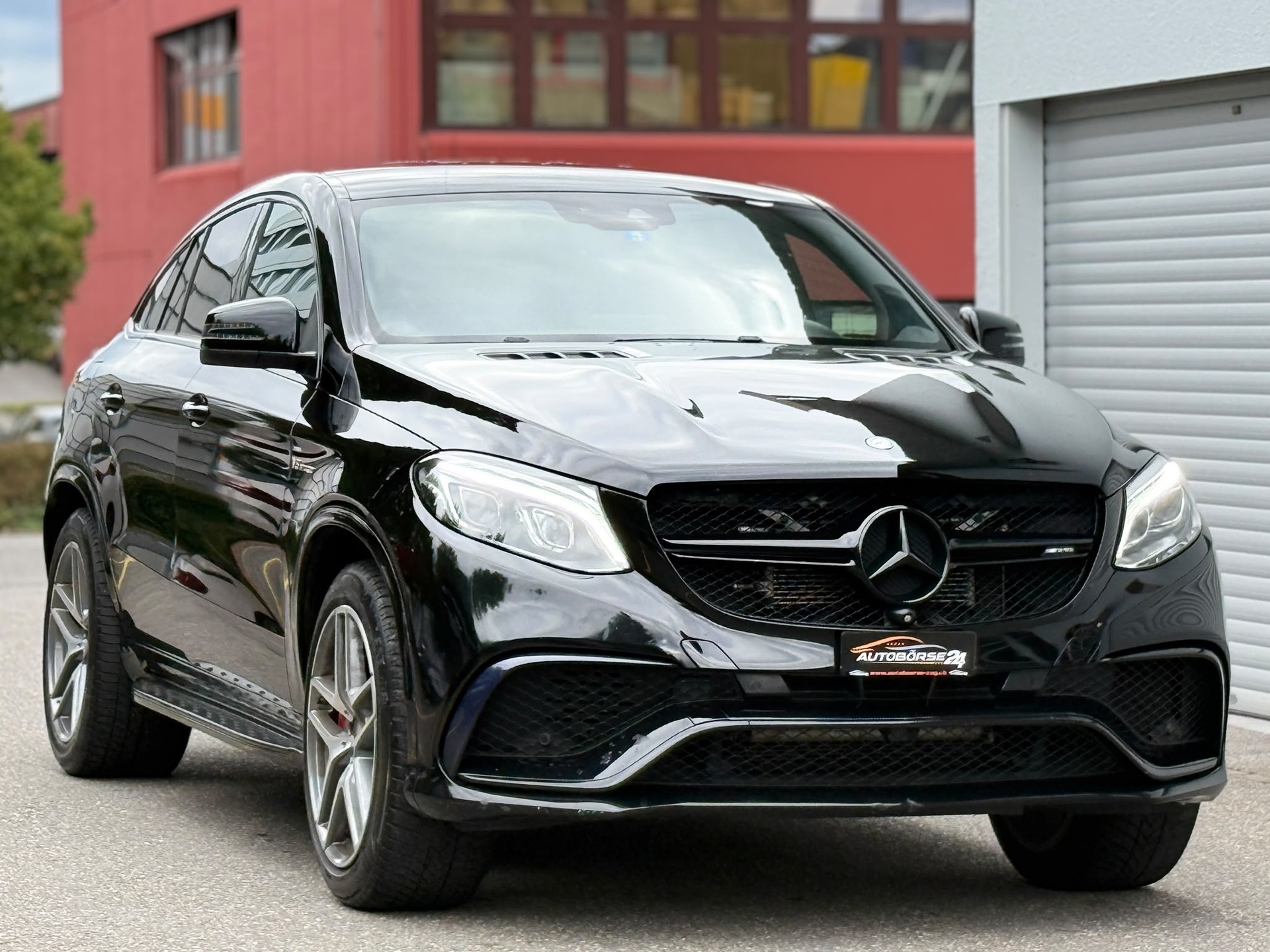 MERCEDES-BENZ GLE 63 V8 S AMG Coupé-image-1