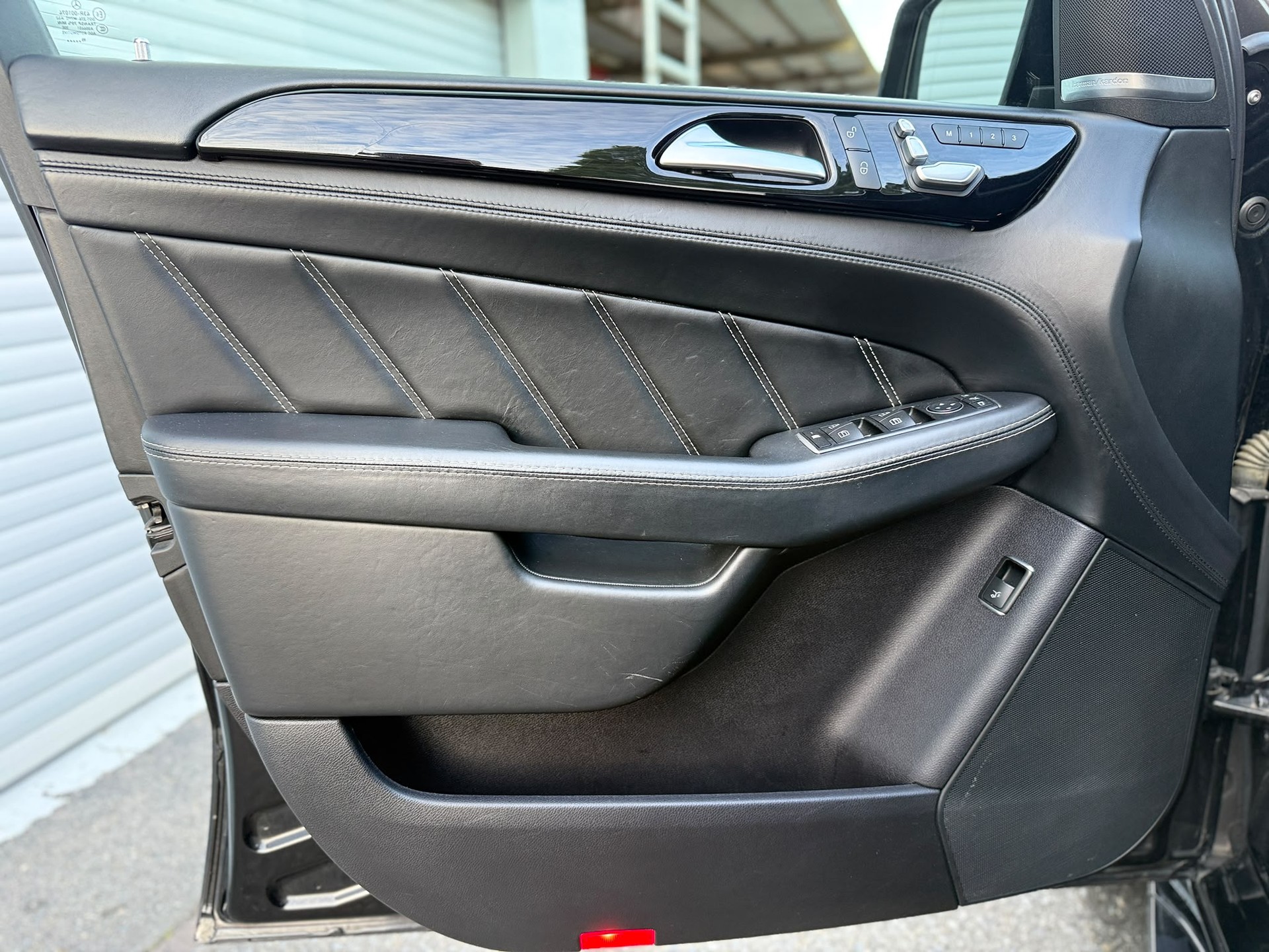 MERCEDES-BENZ GLE 63 V8 S AMG Coupé-image-5