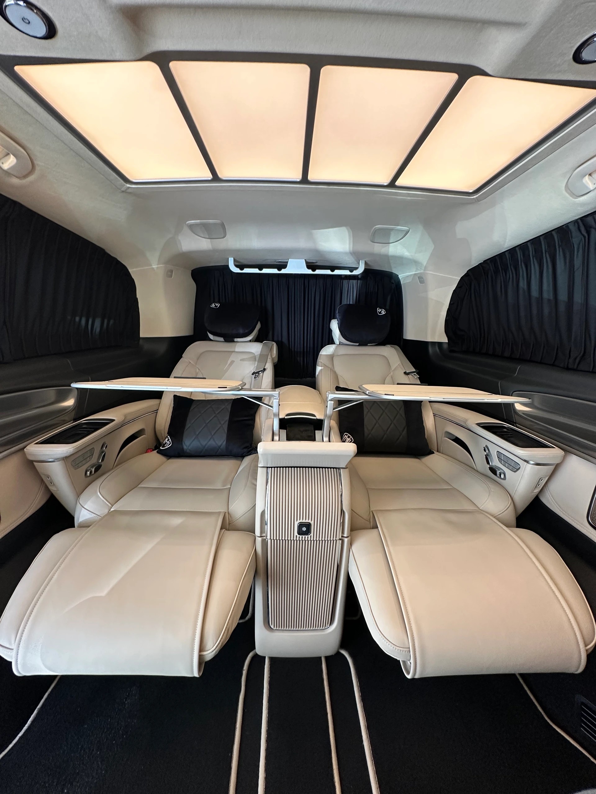MERCEDES-BENZ V 300 d Extra-Lang 4matic Exclusive FALCON CARDADA V.I.P-image-43