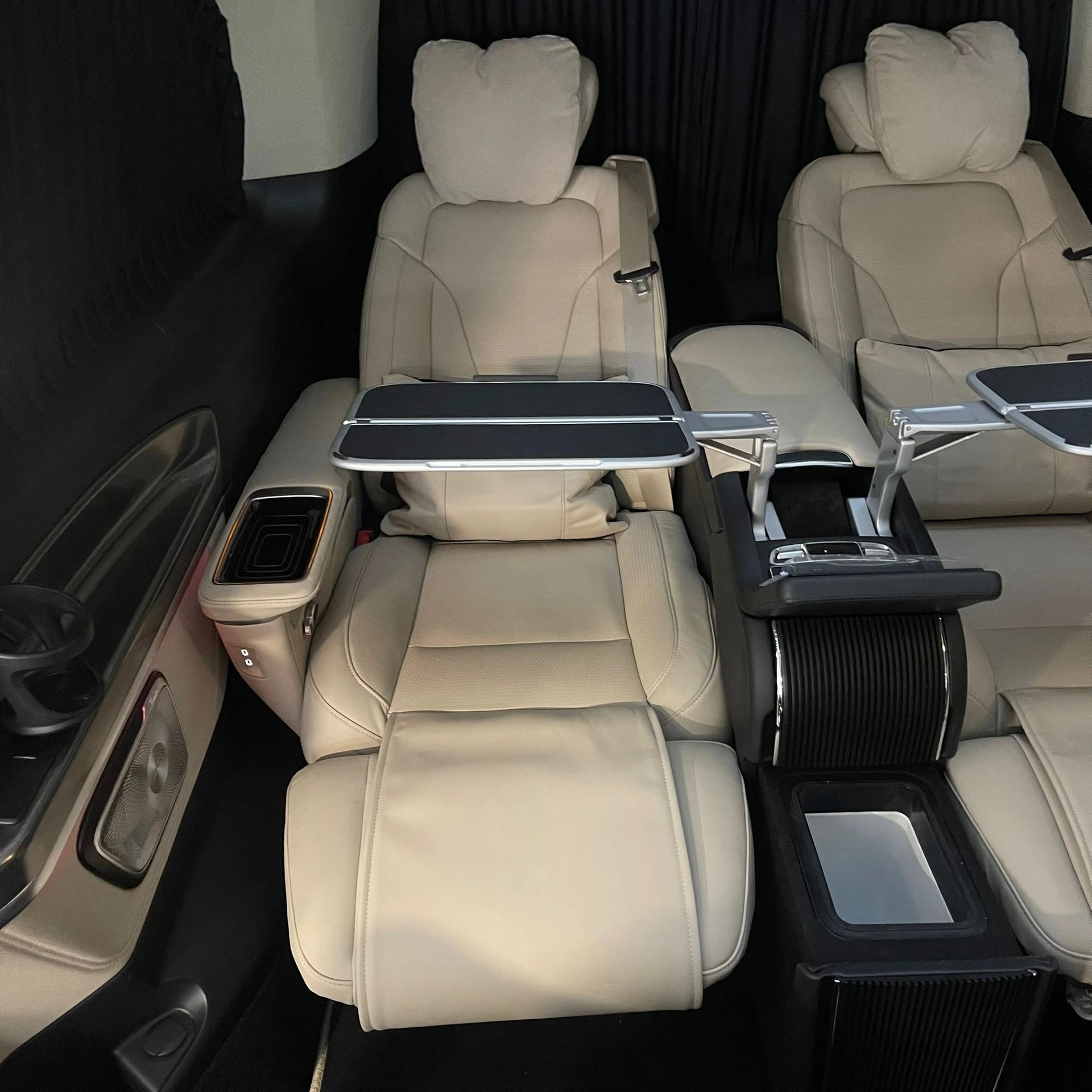 MERCEDES-BENZ V 300 d Extra-Lang 4matic Exclusive FALCON CARDADA V.I.P-image-48