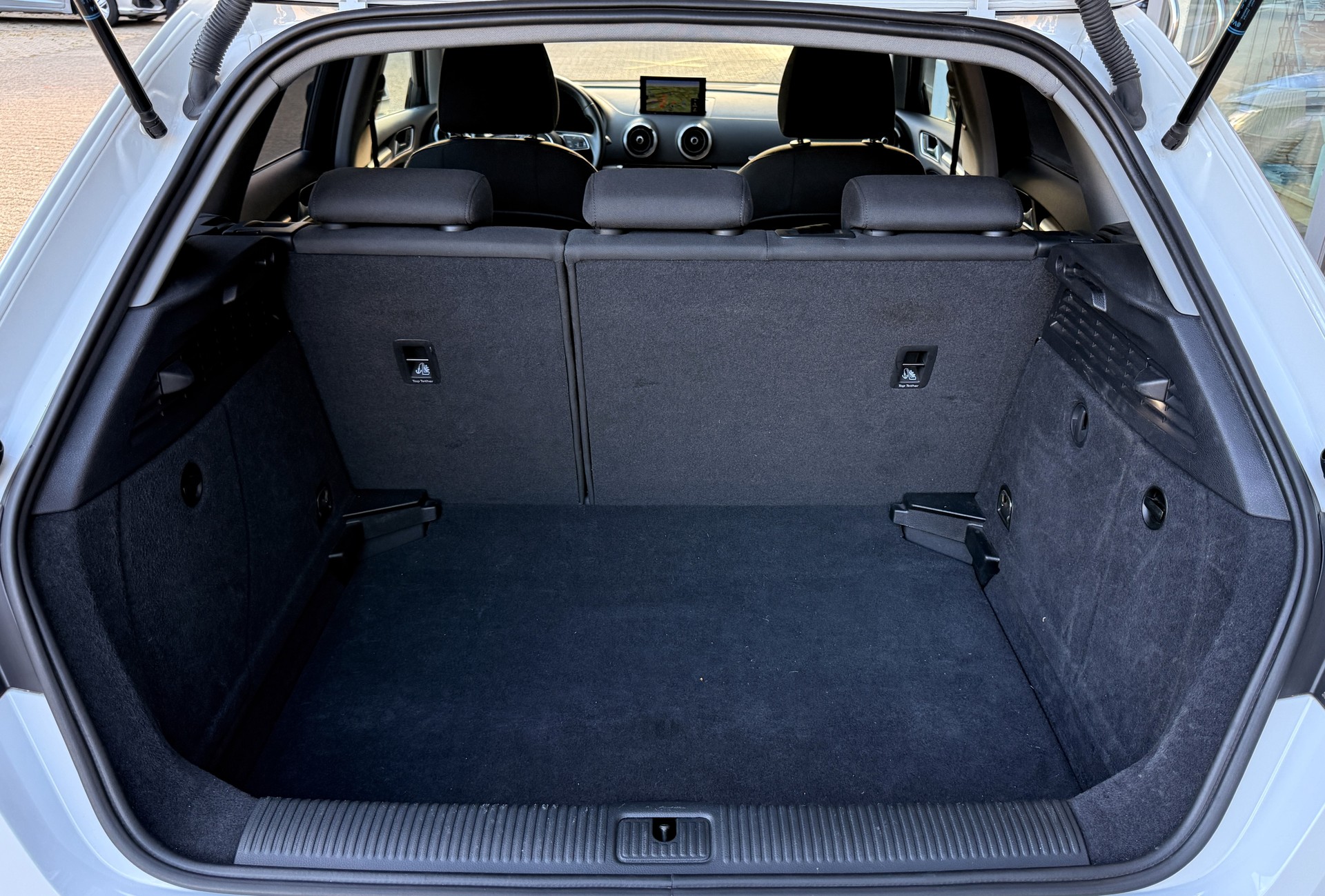 AUDI A3 Sportback 35 TFSI S-tronic-image-7