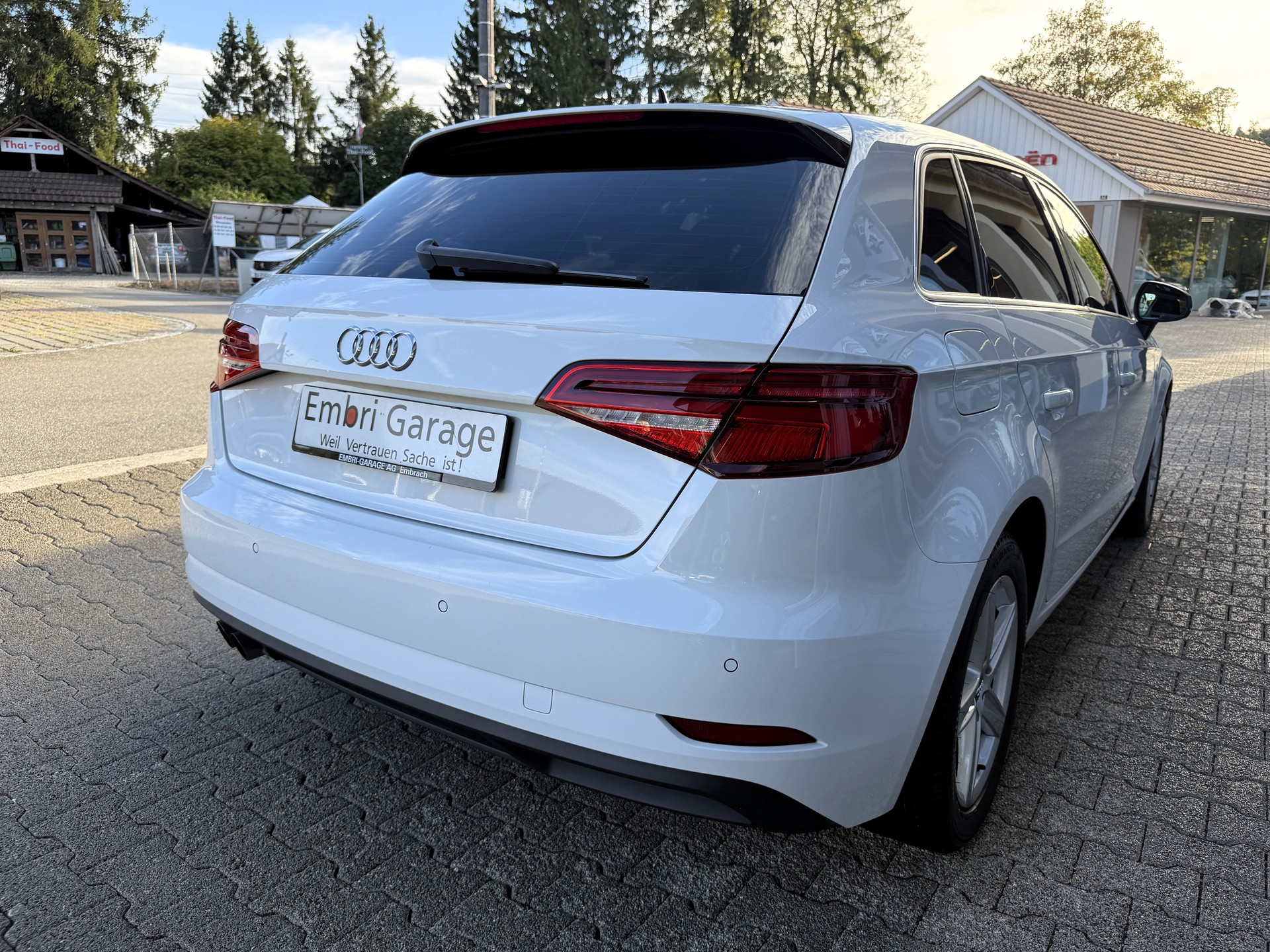 AUDI A3 Sportback 35 TFSI S-tronic-image-5
