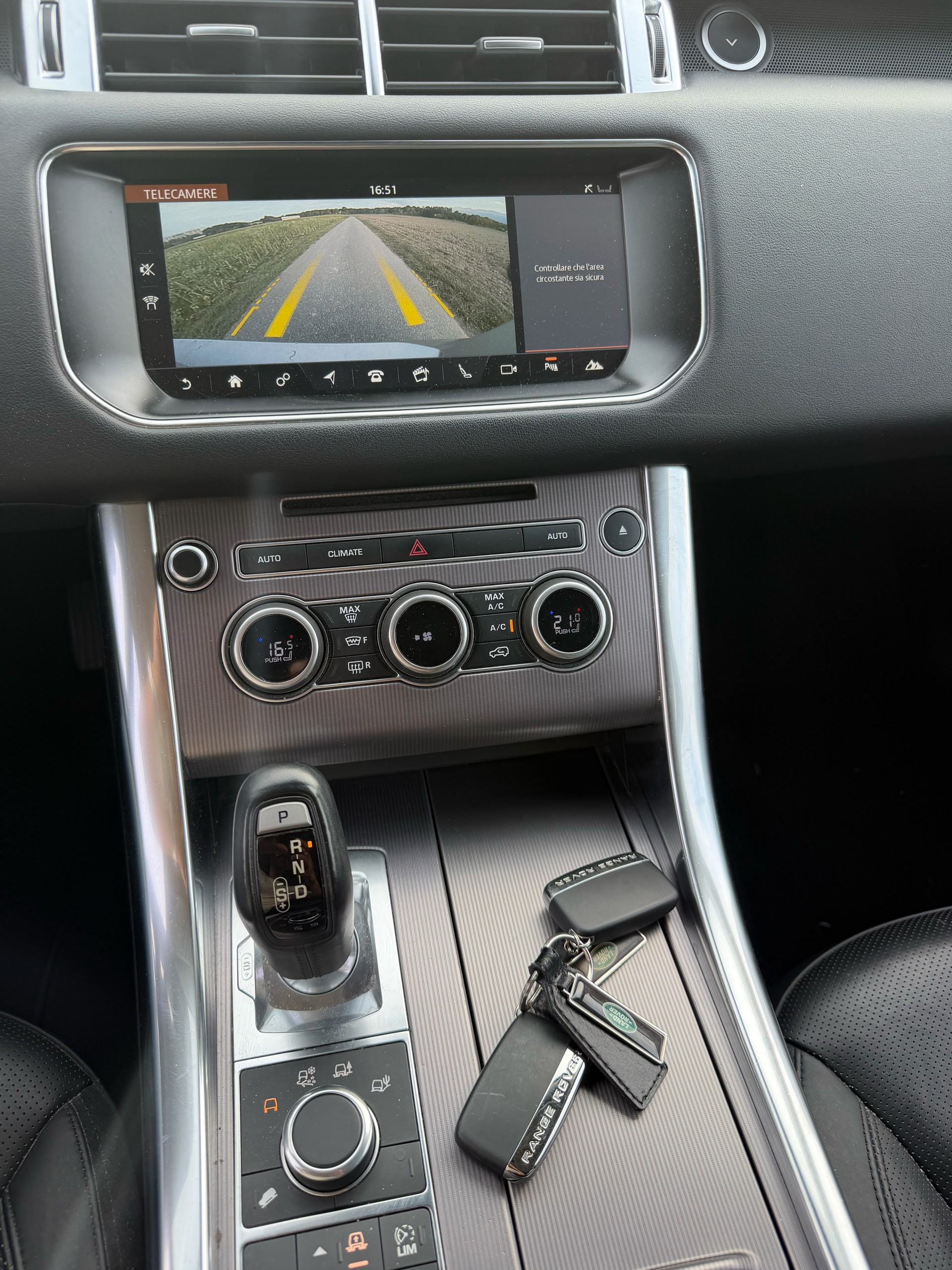 LAND ROVER Range Rover Sport 3.0 TDV6 HSE Automatic-image-15