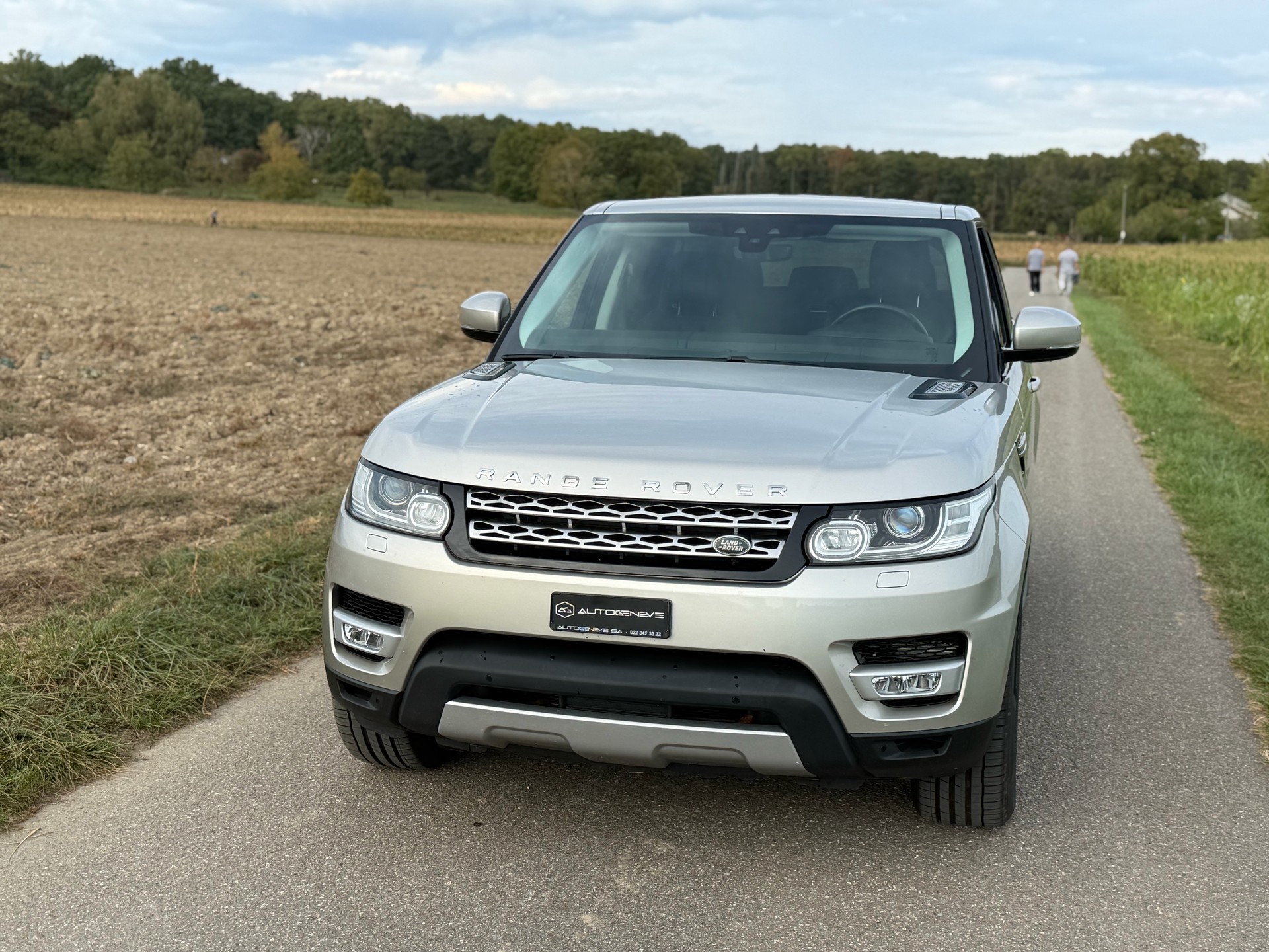 LAND ROVER Range Rover Sport 3.0 TDV6 HSE Automatic-image-1