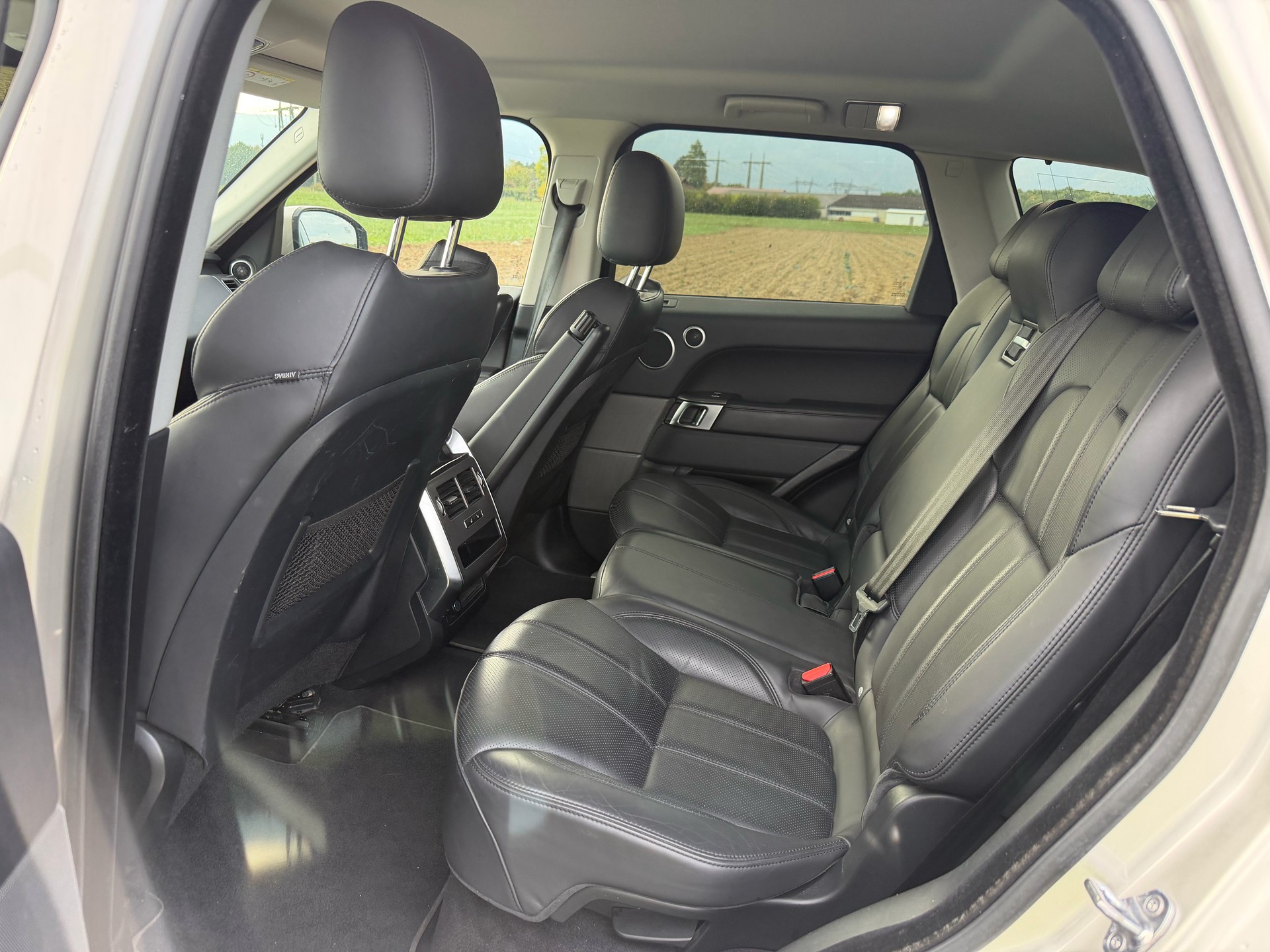 LAND ROVER Range Rover Sport 3.0 TDV6 HSE Automatic-image-12