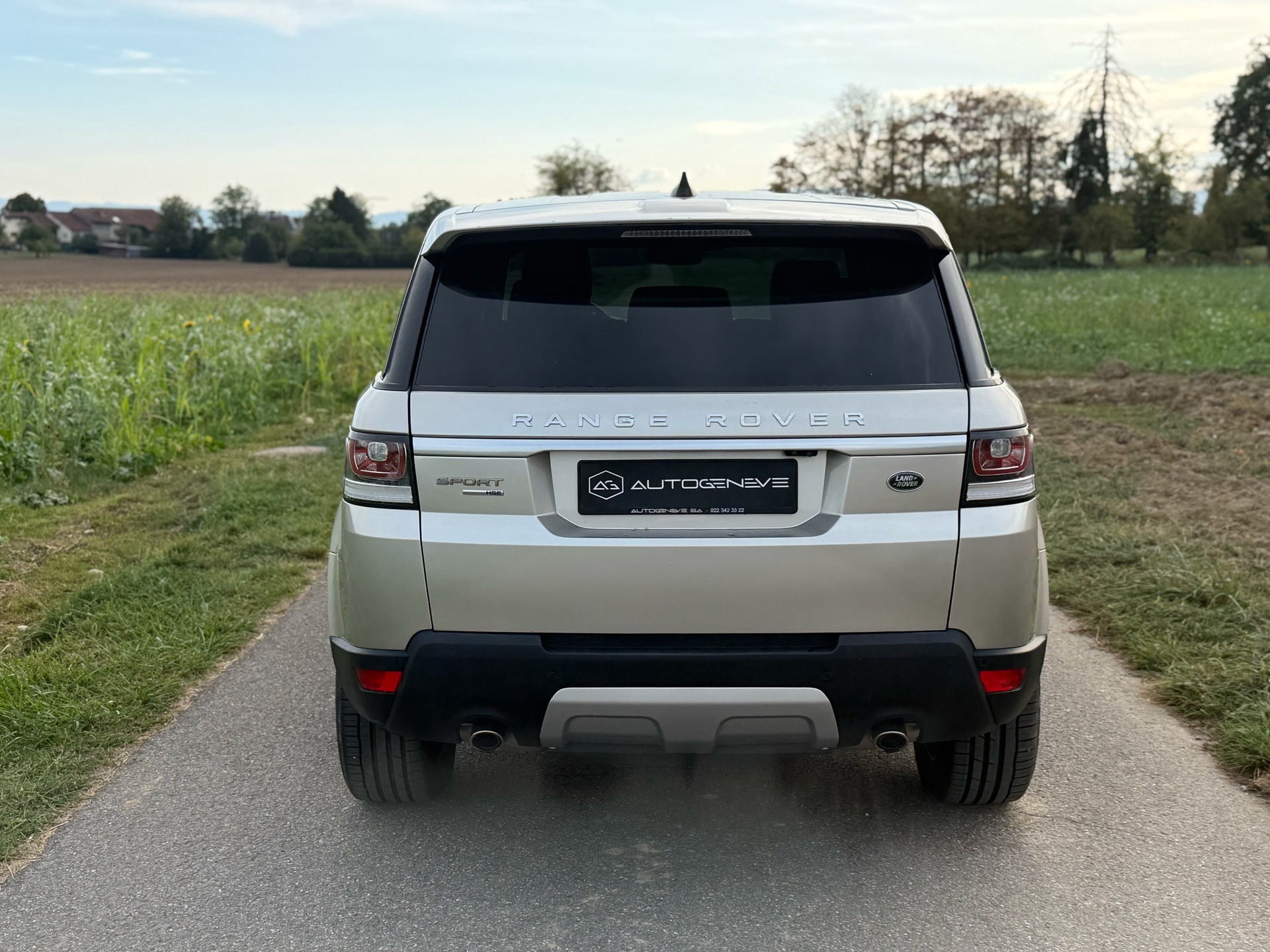 LAND ROVER Range Rover Sport 3.0 TDV6 HSE Automatic-image-7