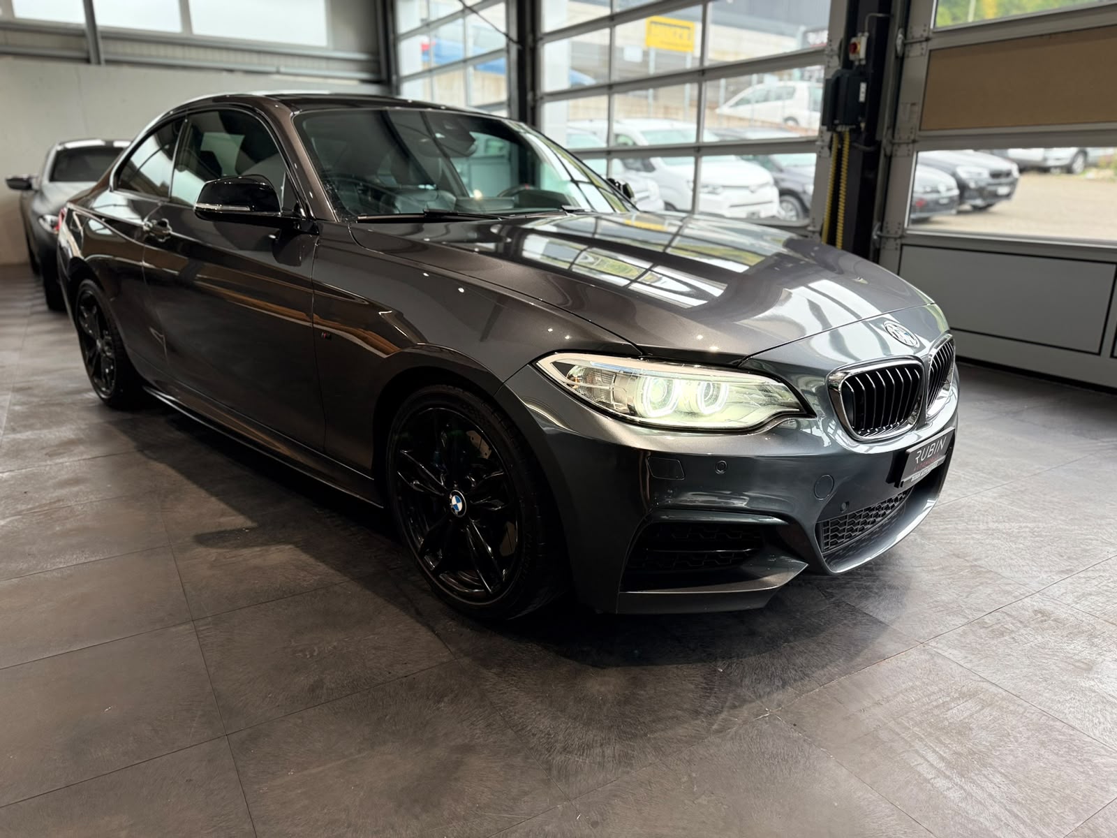 BMW M240i xDrive Steptronic-image-6