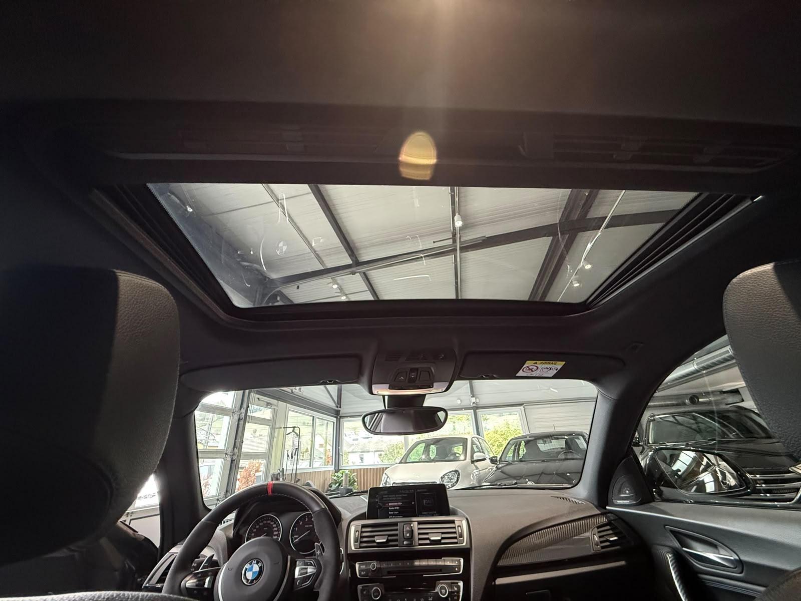 BMW M240i xDrive Steptronic-image-10