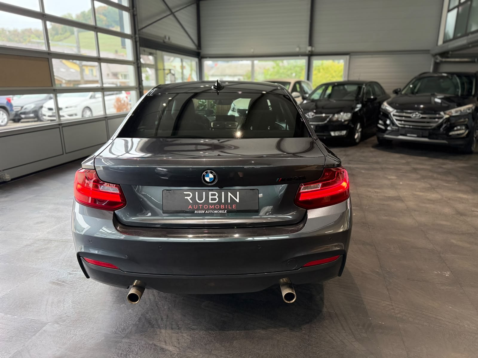 BMW M240i xDrive Steptronic-image-3