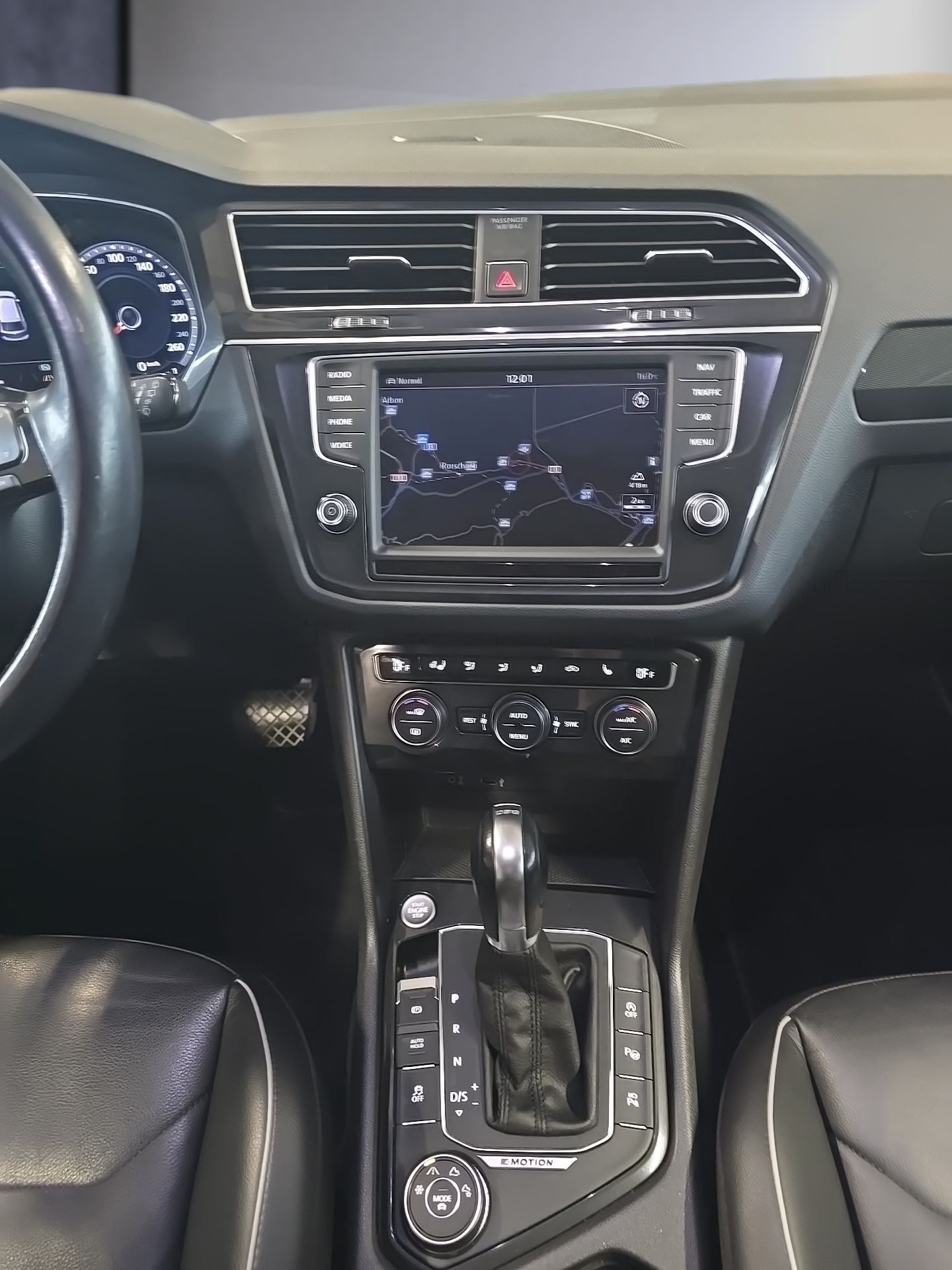 VW Tiguan 2.0 TDI SCR Highline4Motion DSG-image-9