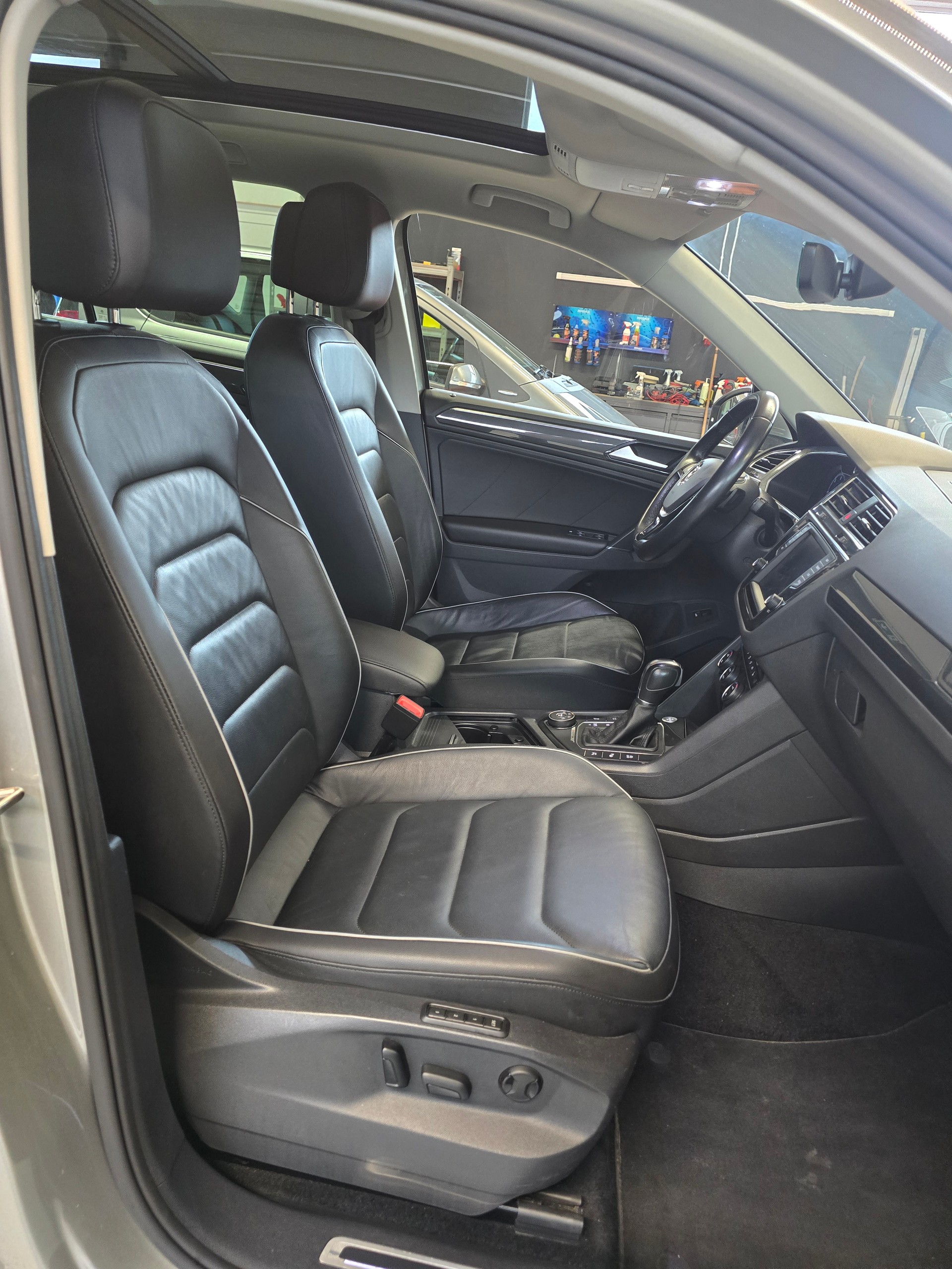 VW Tiguan 2.0 TDI SCR Highline4Motion DSG-image-19