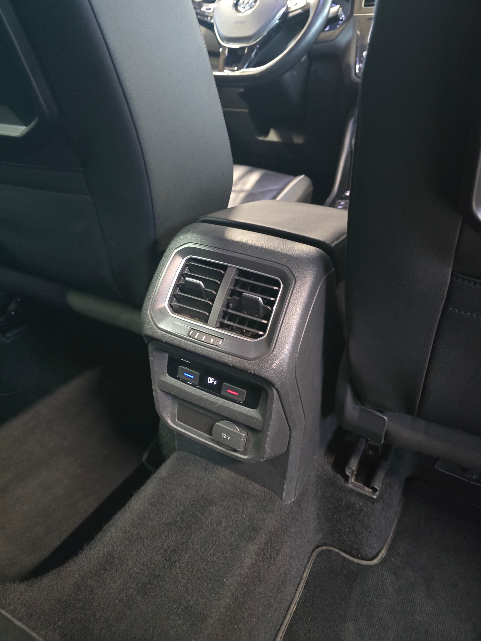 VW Tiguan 2.0 TDI SCR Highline4Motion DSG-image-15