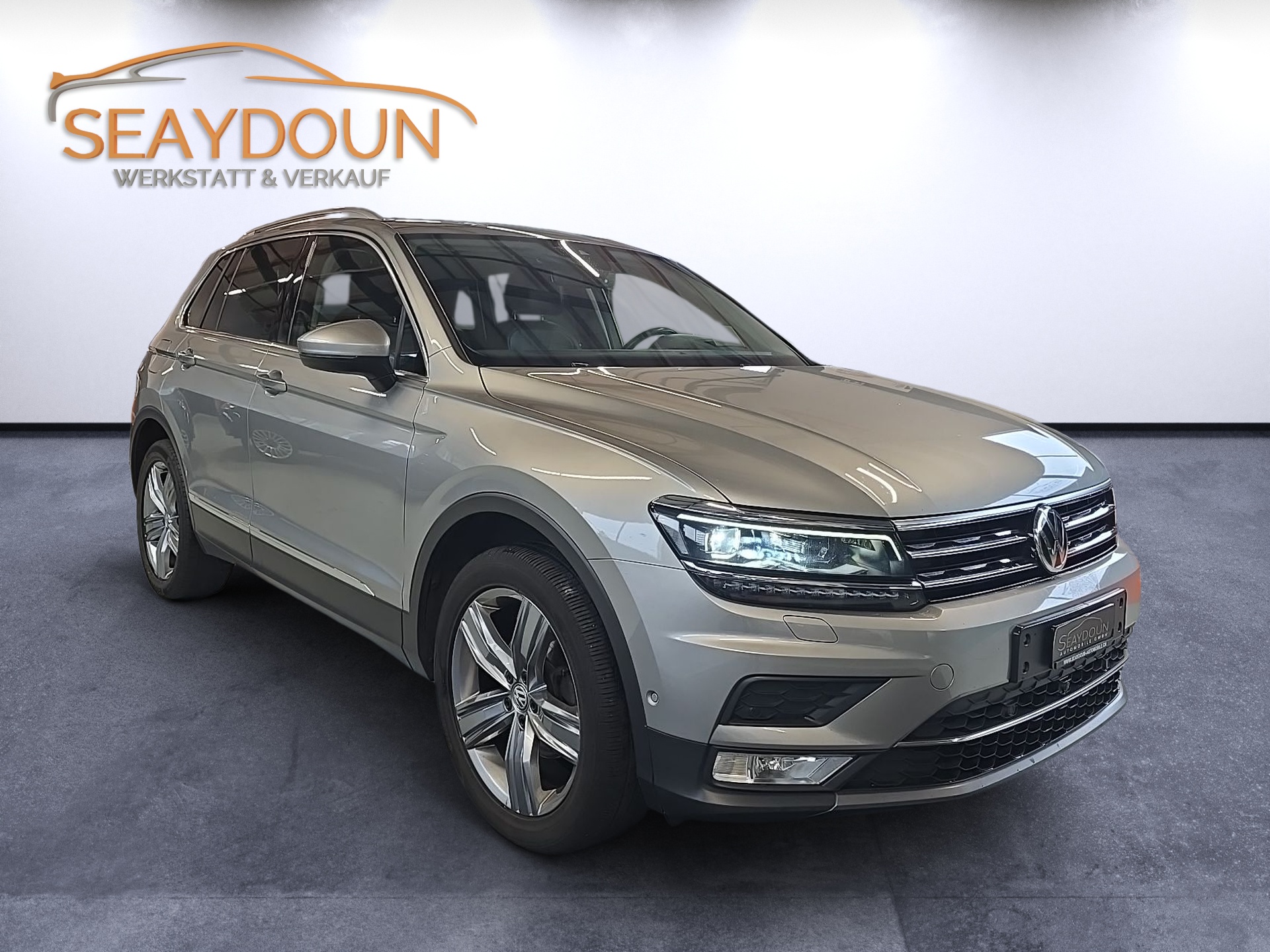 VW Tiguan 2.0 TDI SCR Highline4Motion DSG-showroom-element-1