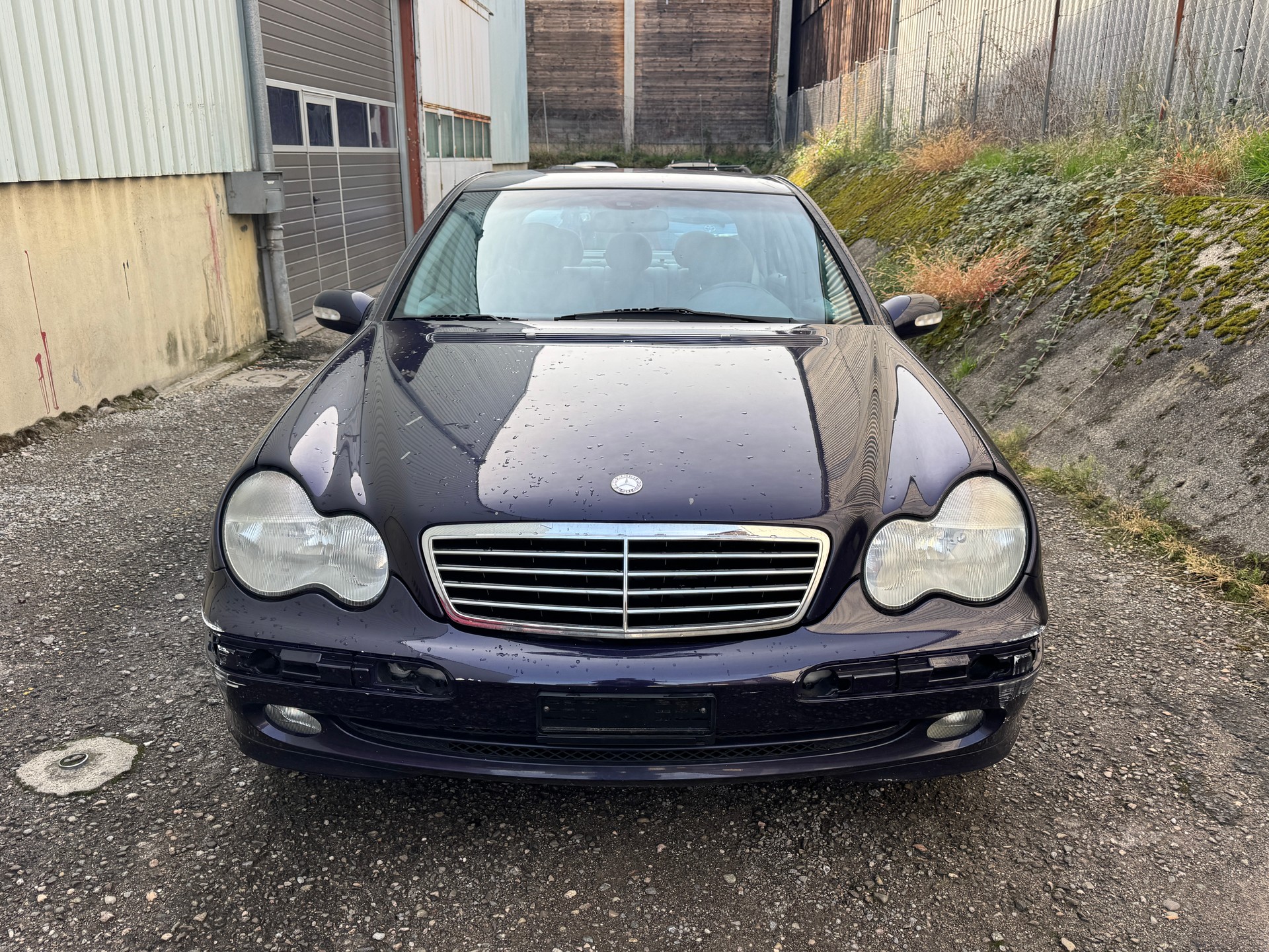 MERCEDES-BENZ C 240 Avantgarde