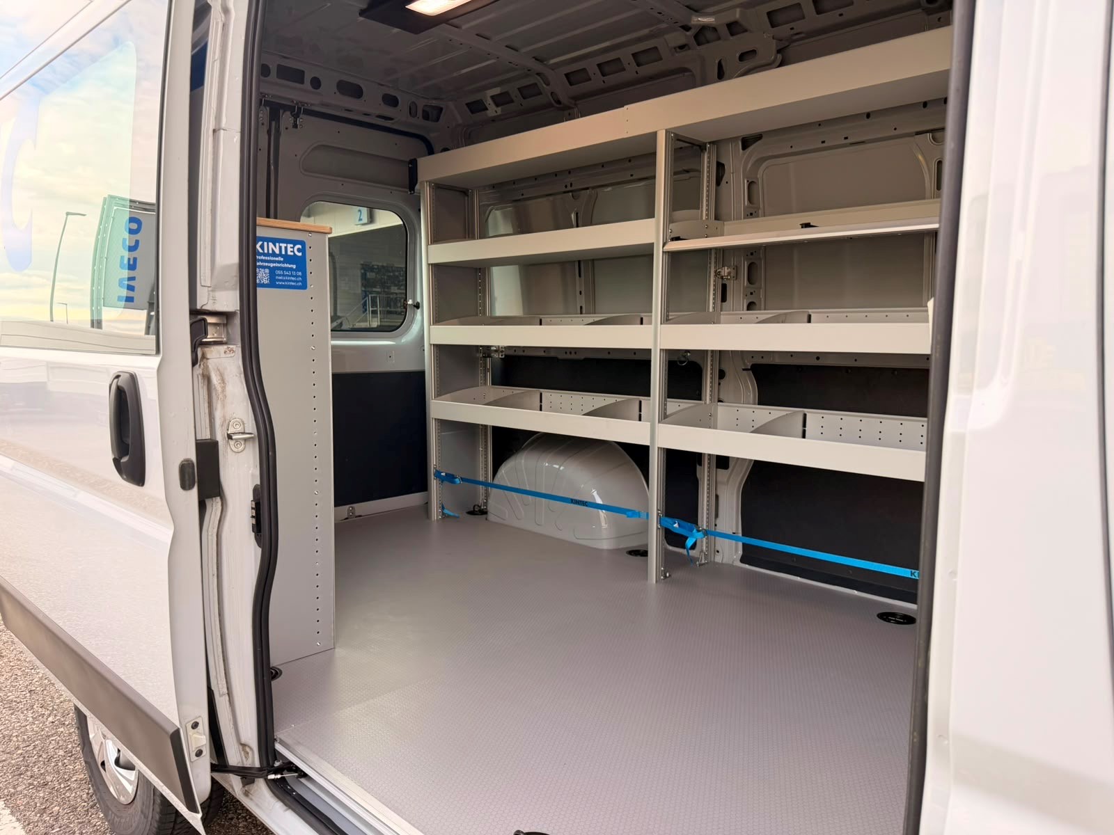 FIAT E-Ducato 35 47kWh L2H2-image-8