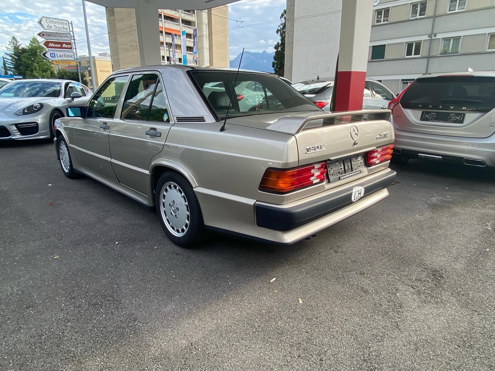 MERCEDES-BENZ 190 E 2.5-16-image-4