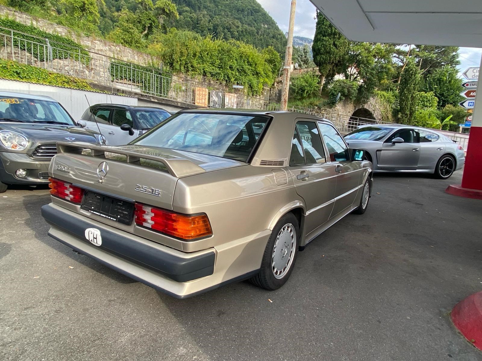 MERCEDES-BENZ 190 E 2.5-16-image-5