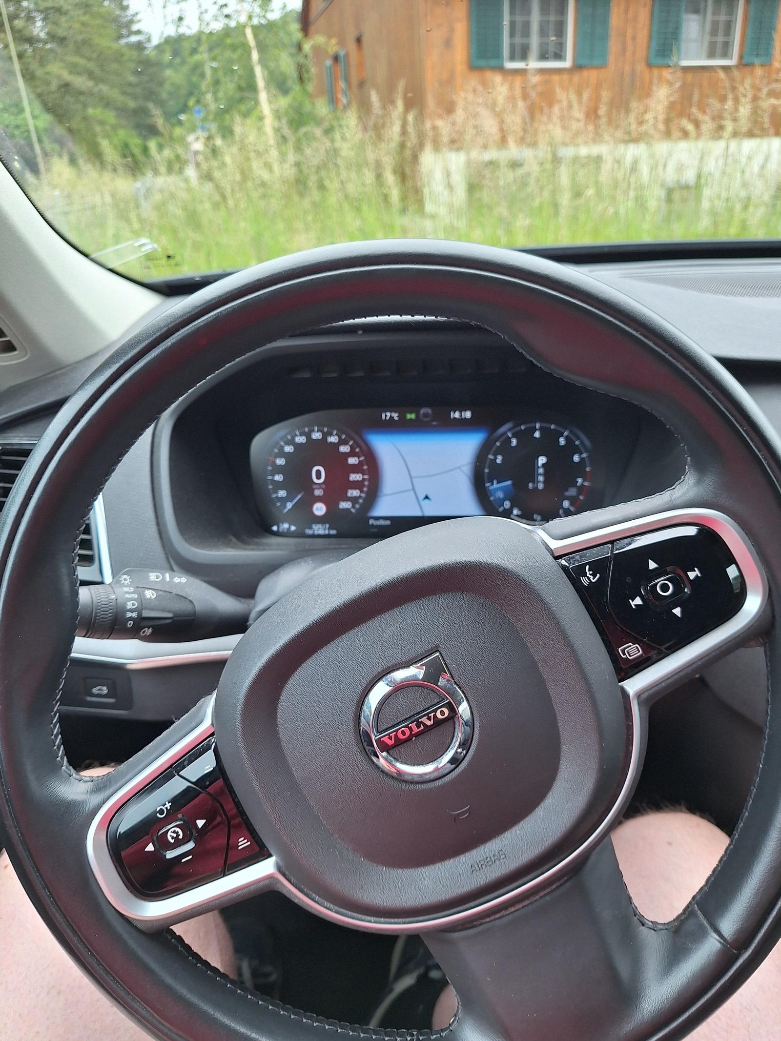 VOLVO XC90 T6 AWD Momentum Geartronic-image-5