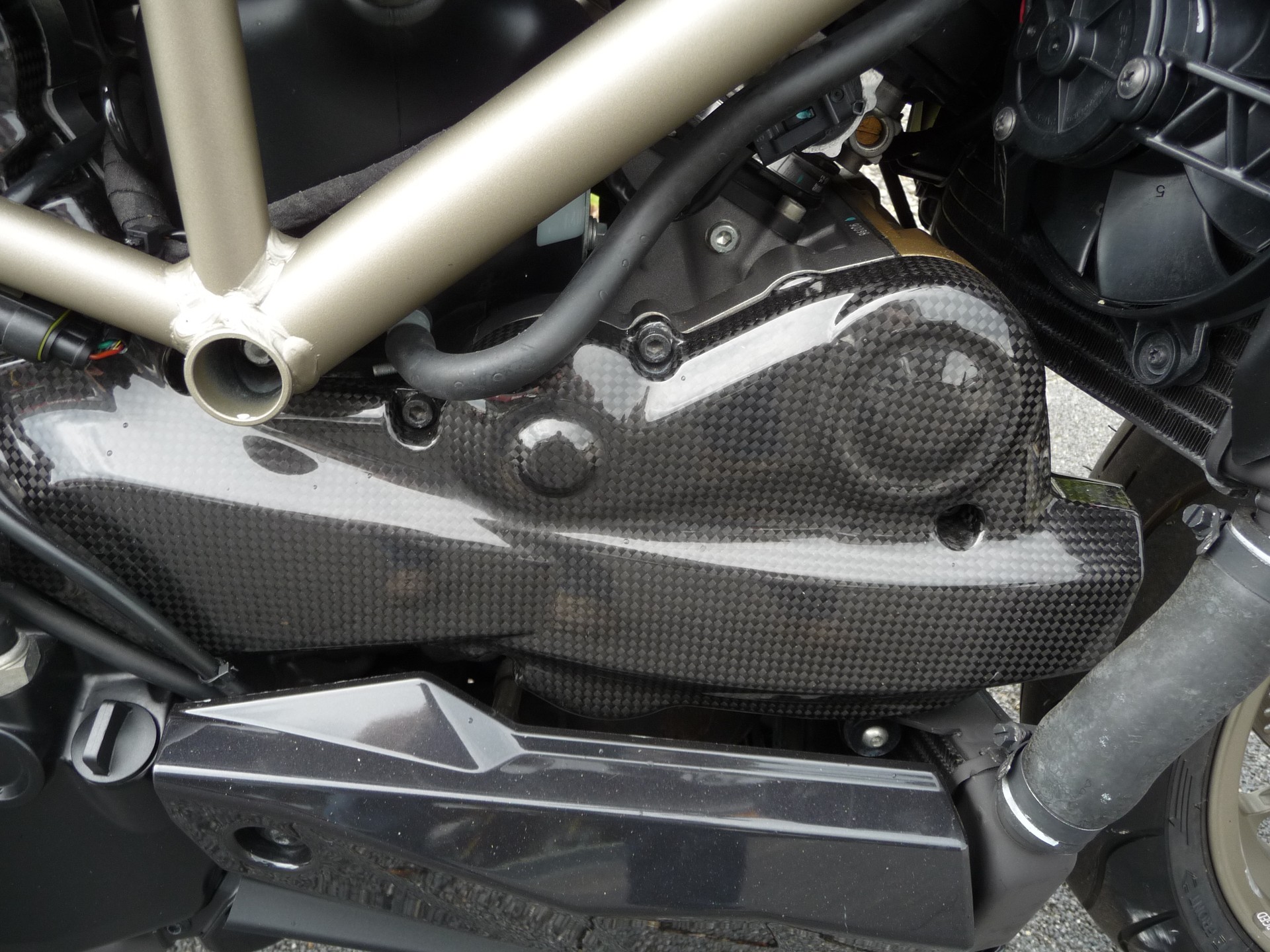 DUCATI Streetfighter 1099 S-image-7