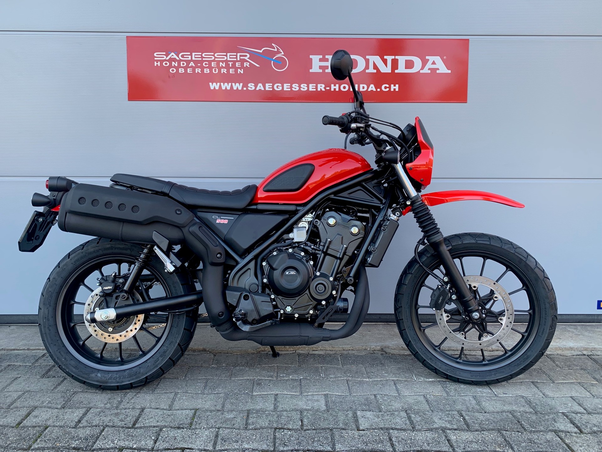 HONDA CL 500-showroom-element-1