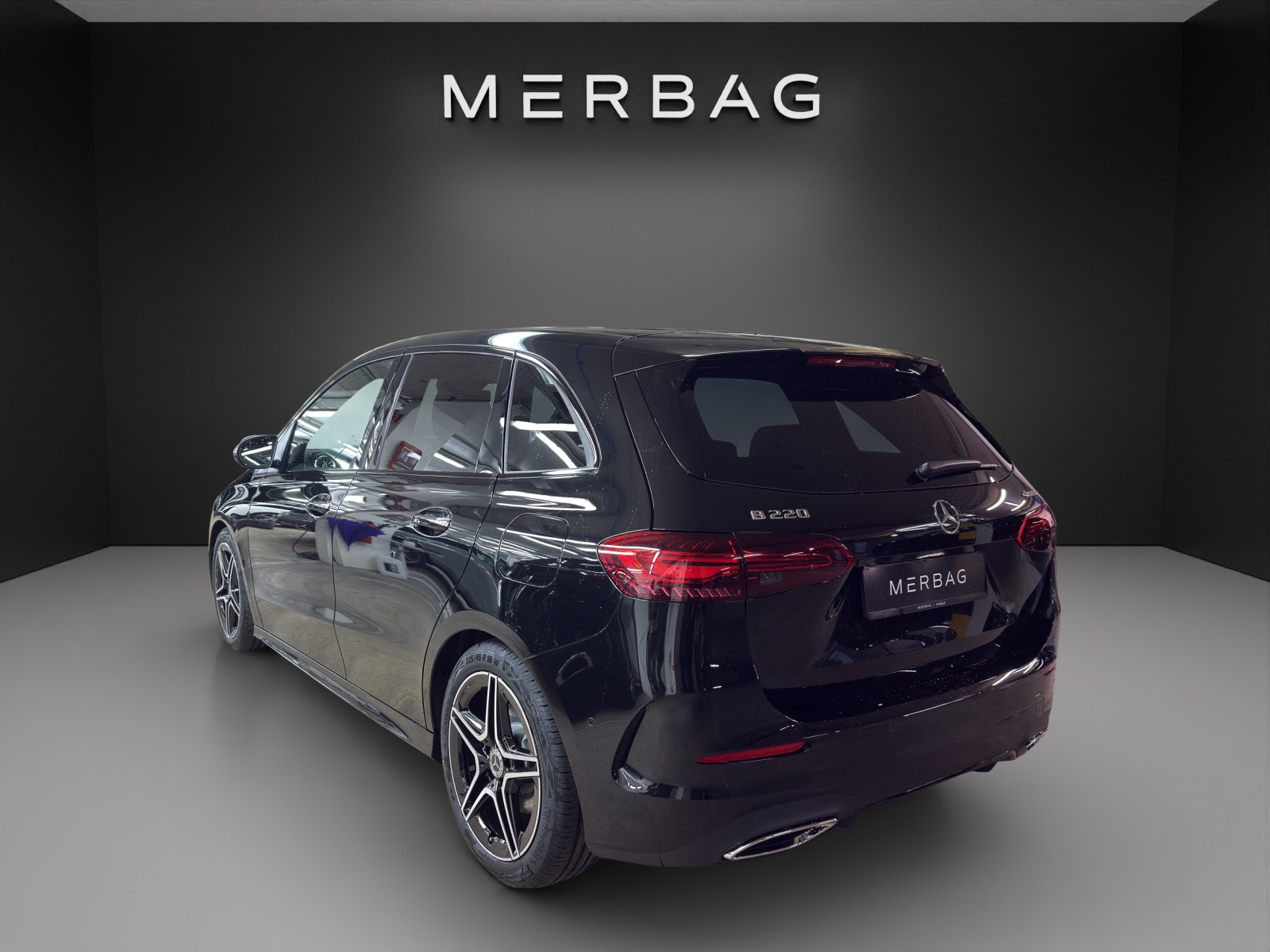 MERCEDES-BENZ B 220 4Matic 8G-DCT-image-2