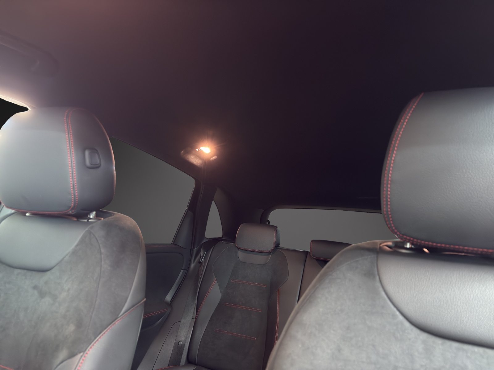 MERCEDES-BENZ B 220 4Matic 8G-DCT-image-13