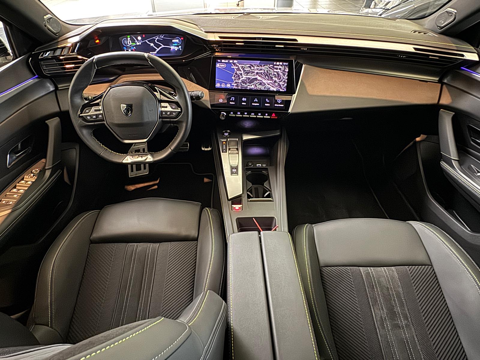 PEUGEOT 308 1.6 PHEV 225 GT-image-6