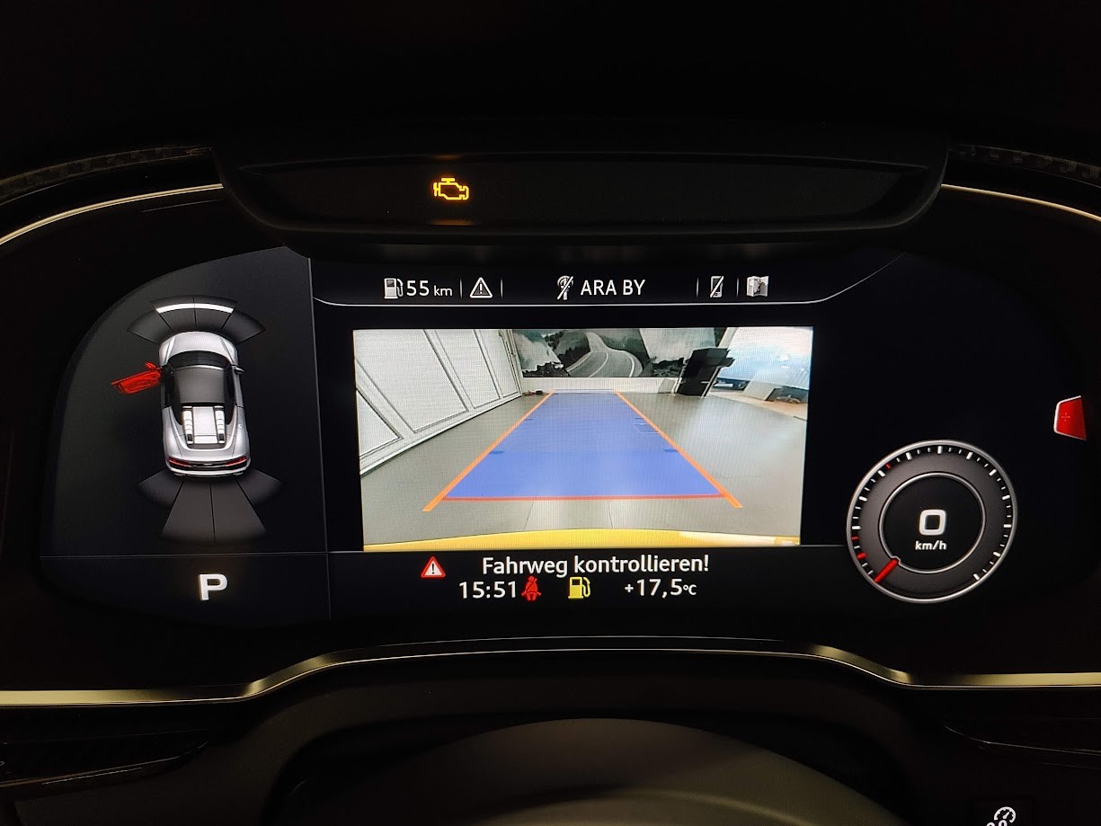 AUDI R8 Spyder RWD S-Tronic-image-8