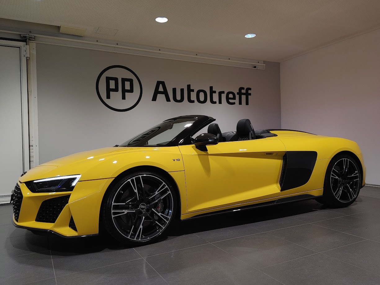 AUDI R8 Spyder RWD S-Tronic-image-1