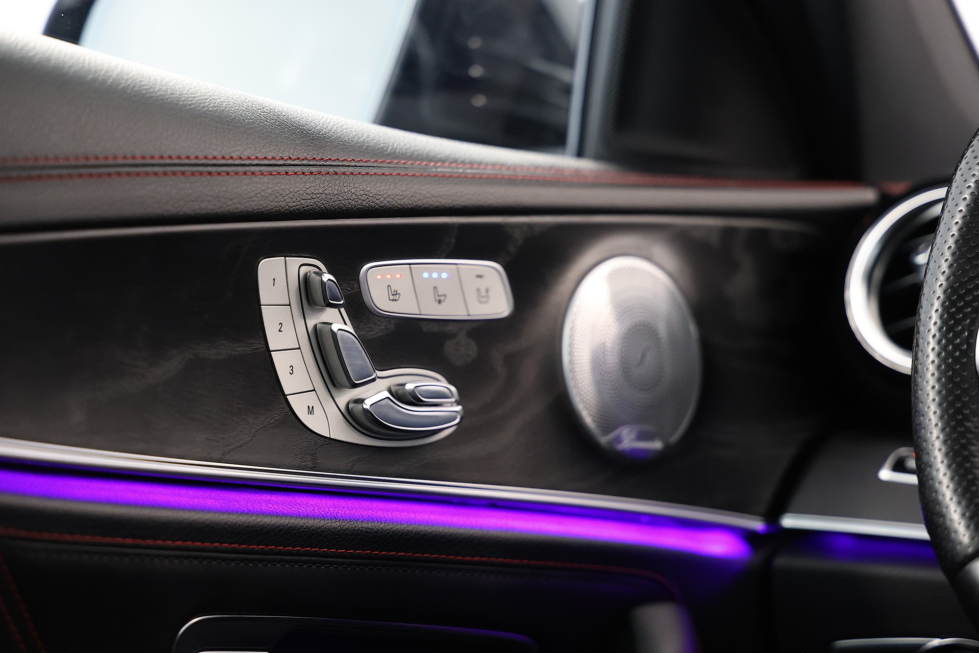 MERCEDES-BENZ E 53 AMG 4Matic+ Speedshift MCT-image-16