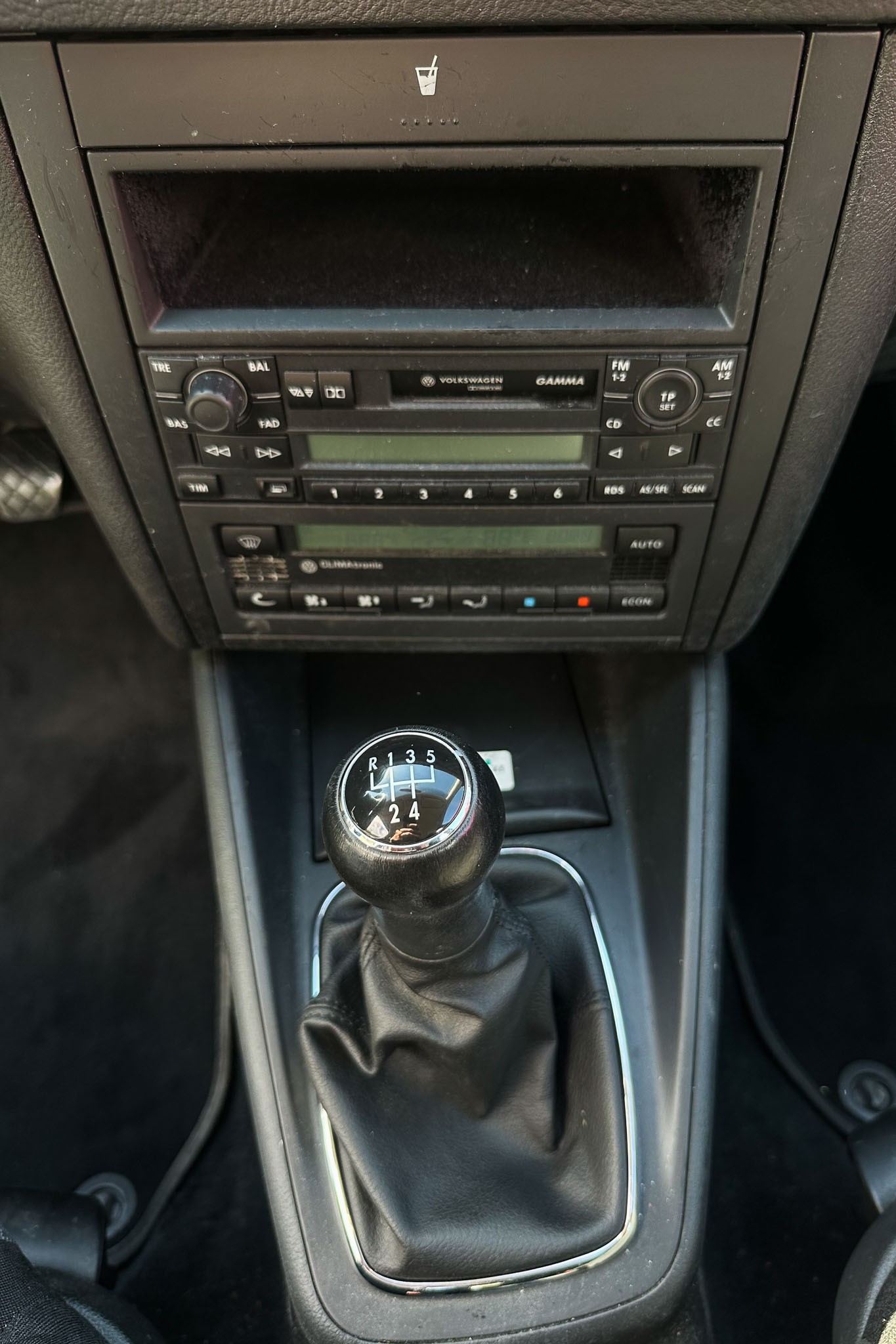VW Golf 1.6 - 16V Pacific-image-5