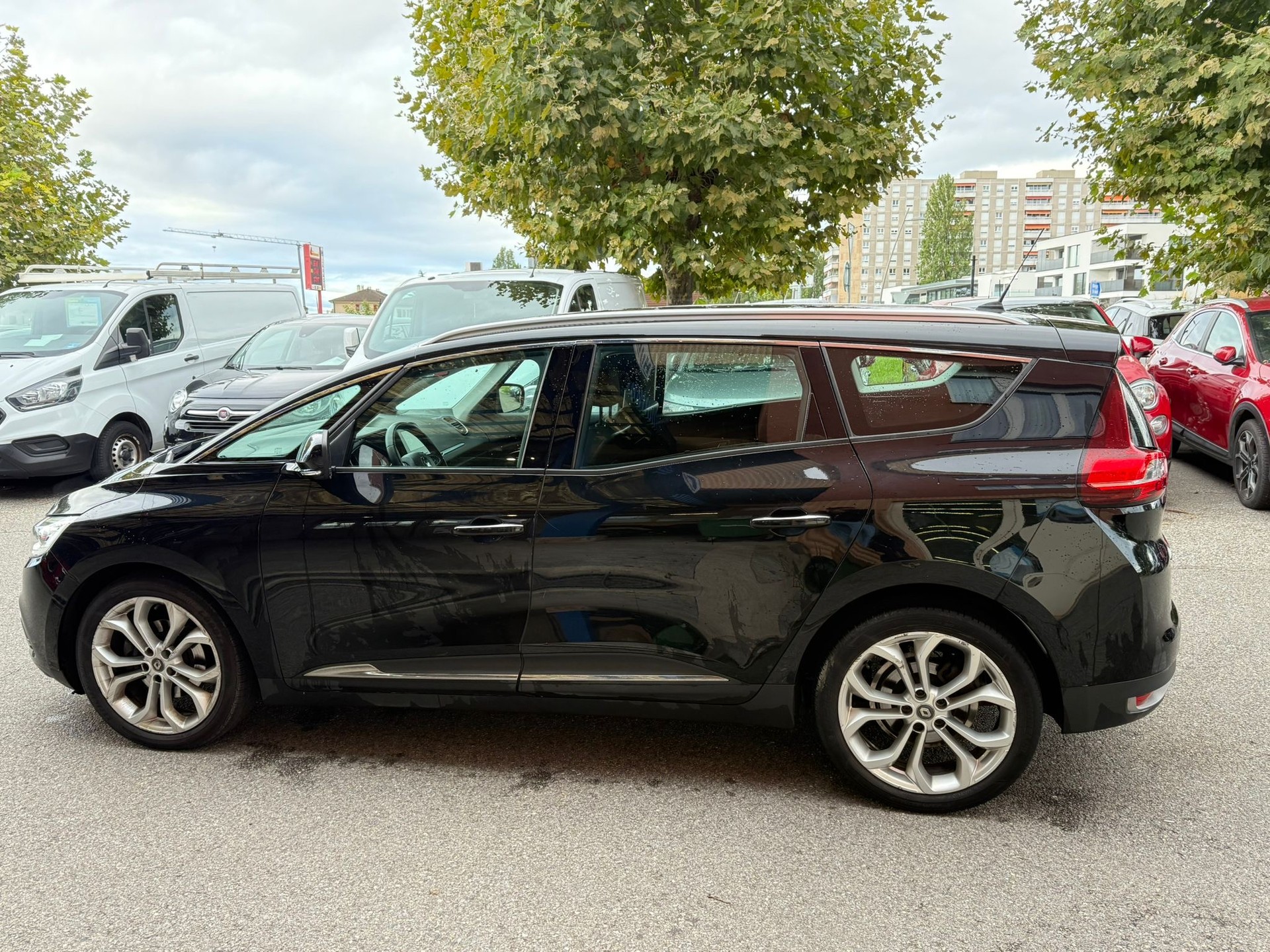RENAULT Grand Scénic 1.3 16V Turbo Zen-image-3