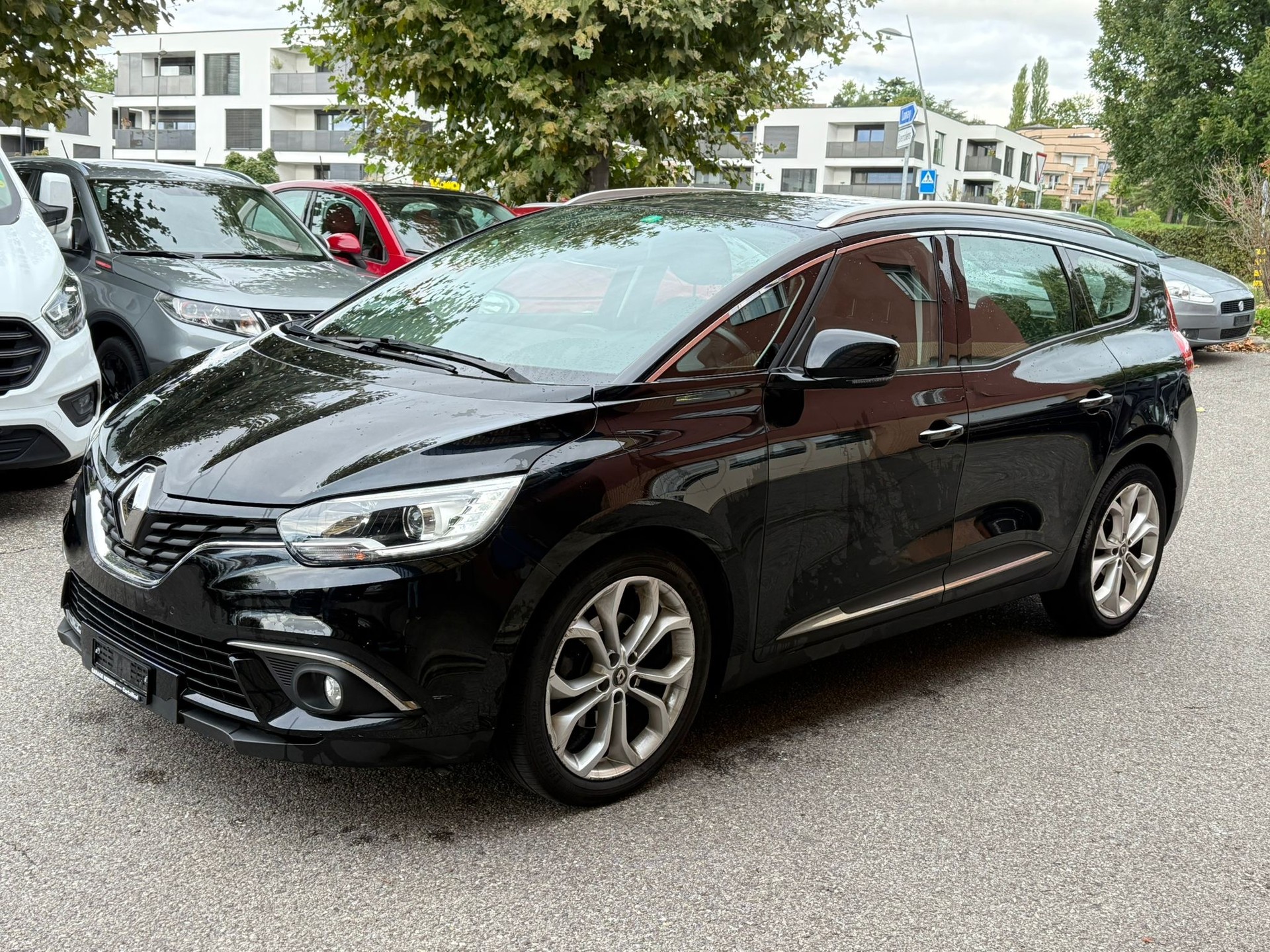 RENAULT Grand Scénic 1.3 16V Turbo Zen-image-2