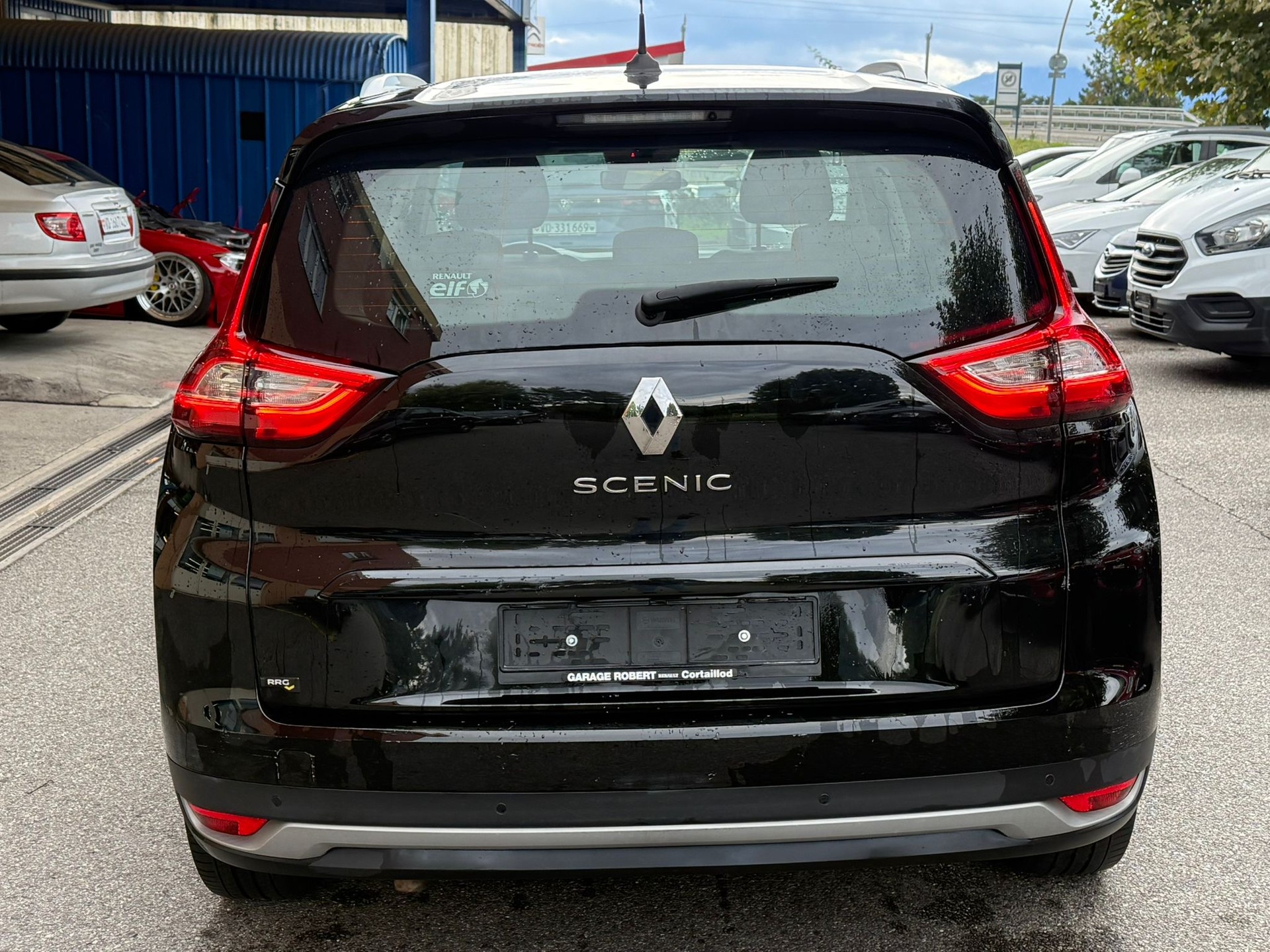 RENAULT Grand Scénic 1.3 16V Turbo Zen-image-9