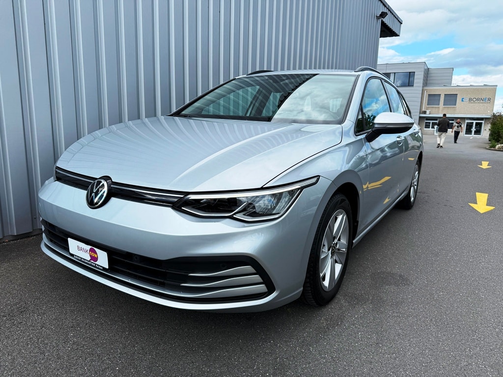 VW Golf Variant 1.0 eTSI mHEV Life DSG-image-0