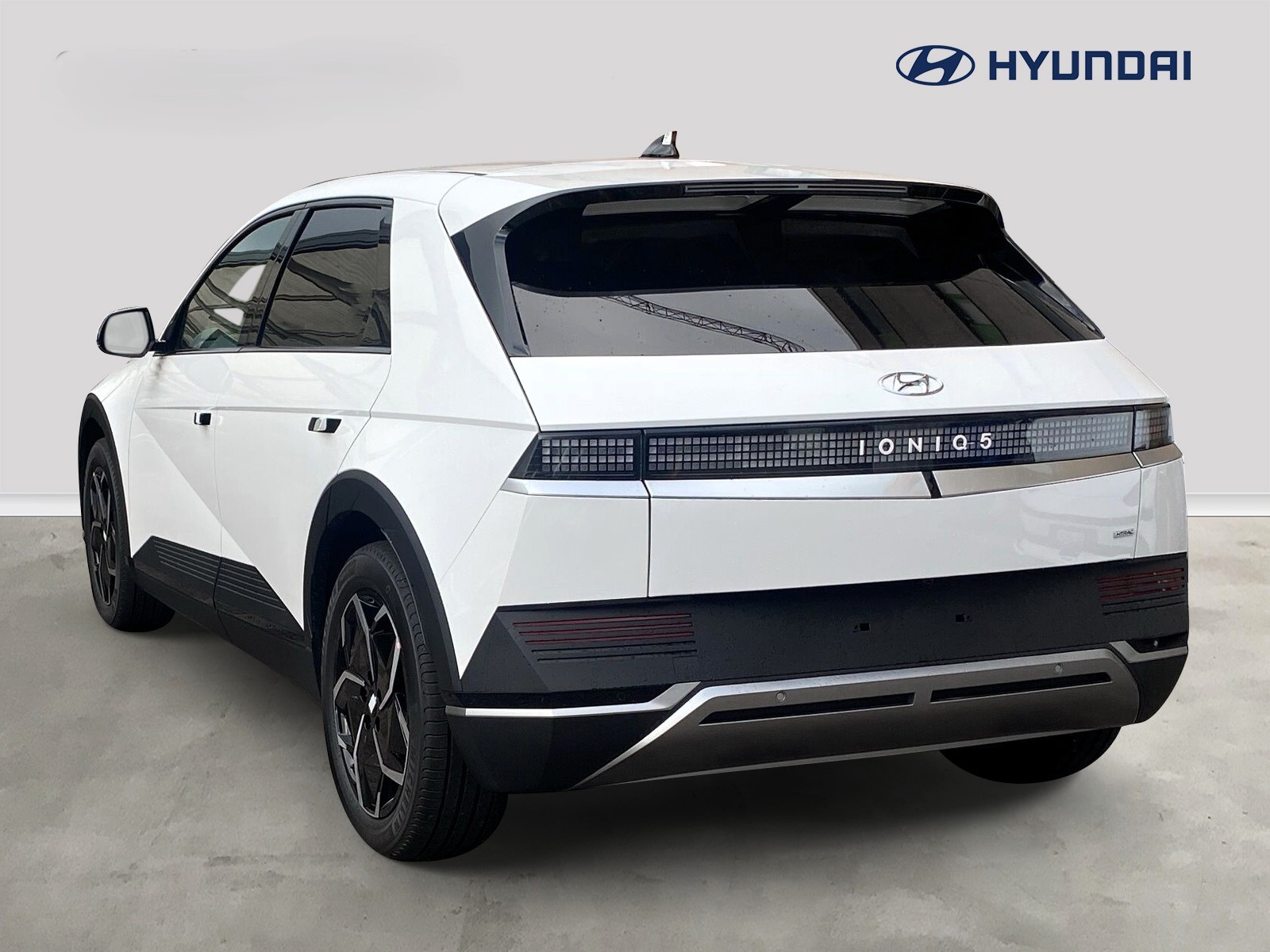 HYUNDAI Ioniq 5 77kWh Amplia 4WD-image-2