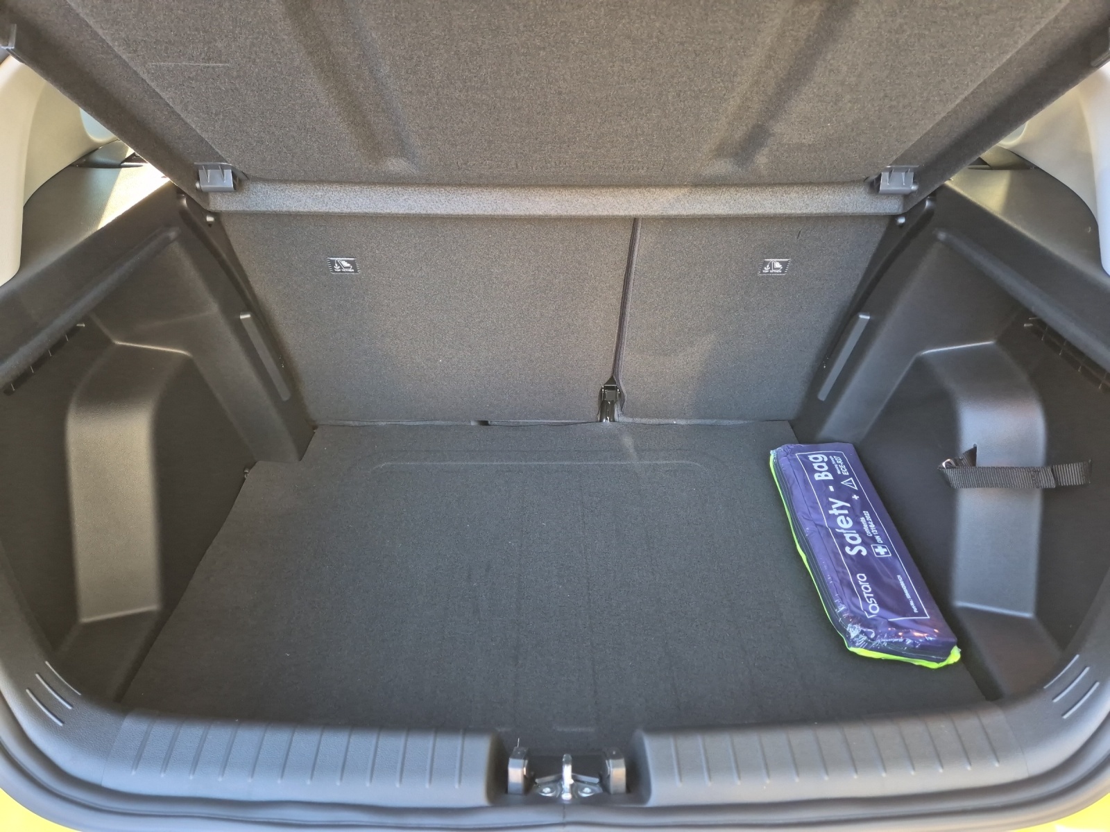 HYUNDAI Bayon 1.0 T-GDi Amplia-image-9