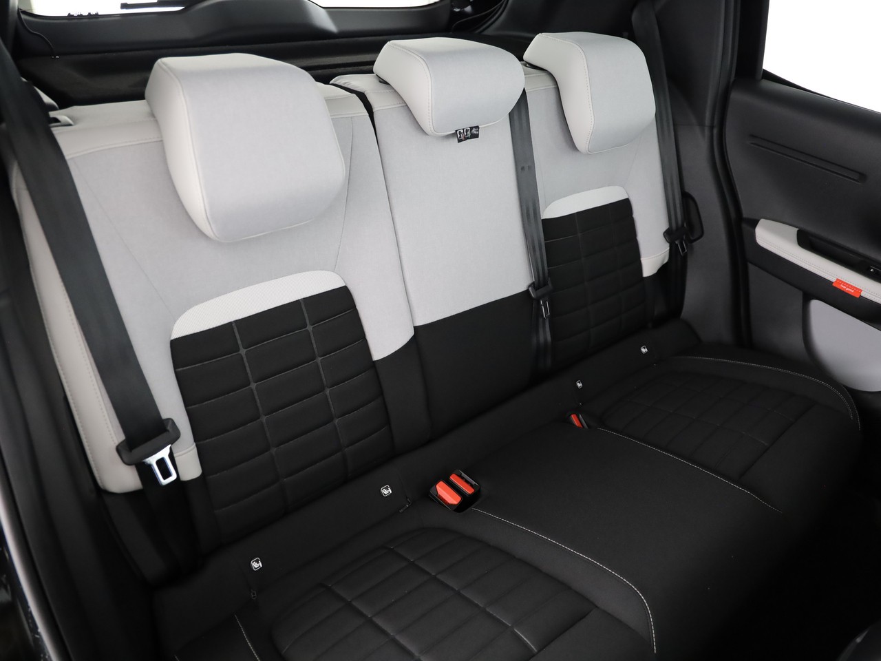 CITROEN C3 1.2 Hybrid Max-image-7