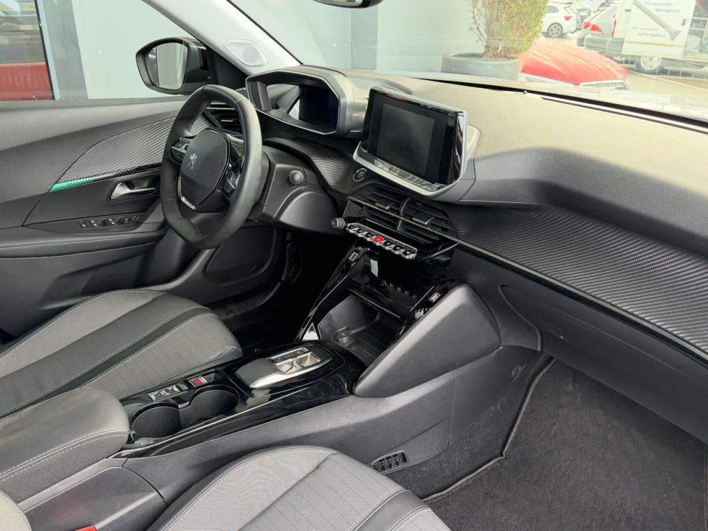 PEUGEOT 2008 e Allure Pack-image-7