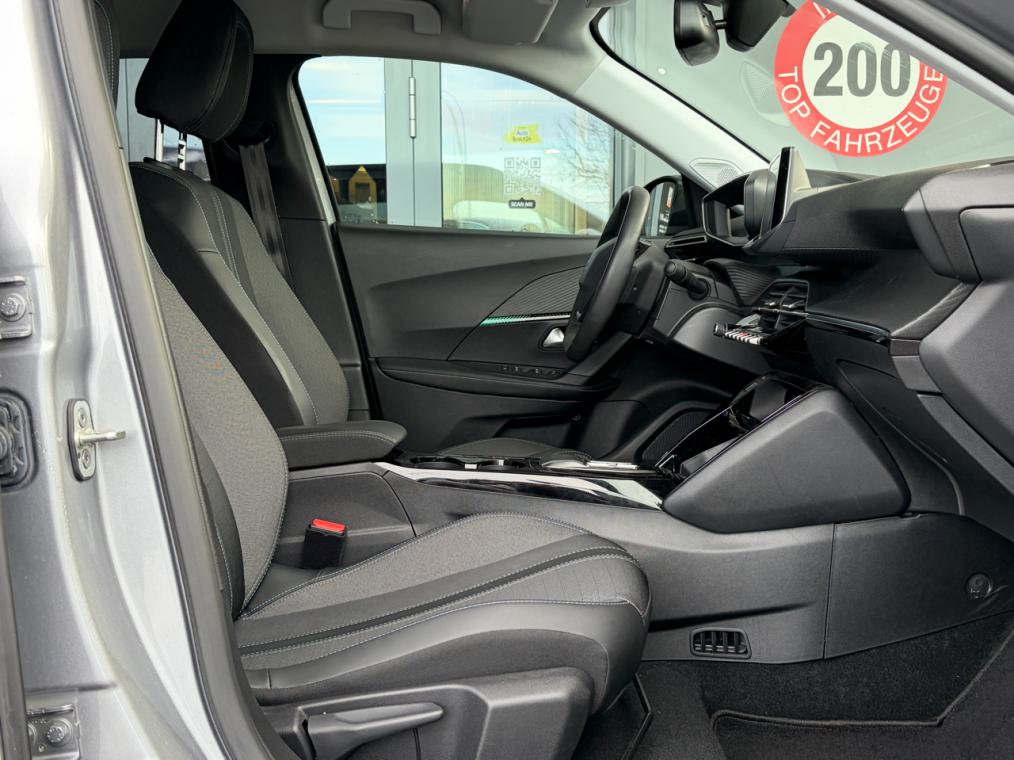 PEUGEOT 2008 e Allure Pack-image-8