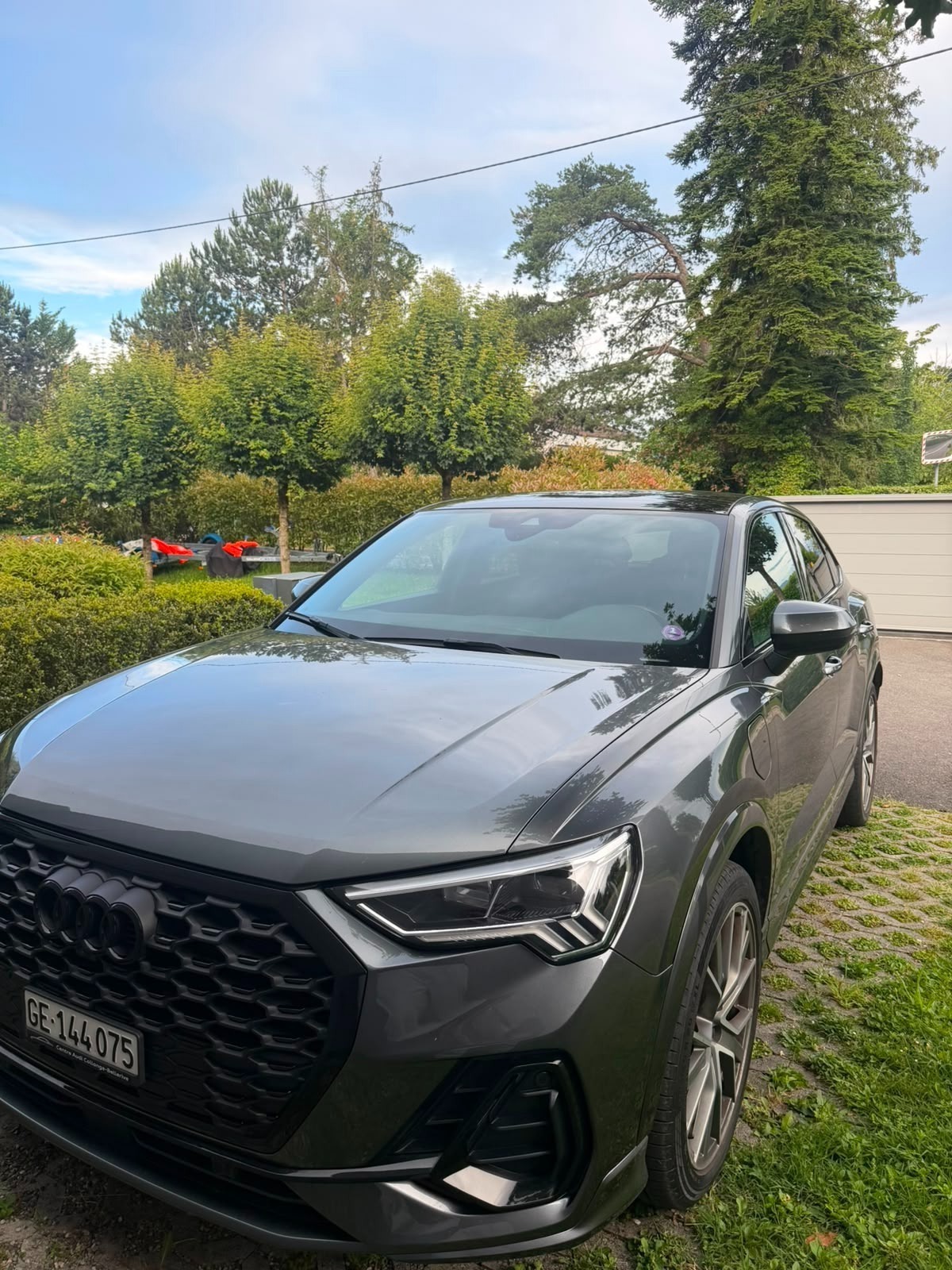 AUDI Q3 Sportback 45 TFSI e S line S-tronic-image-0