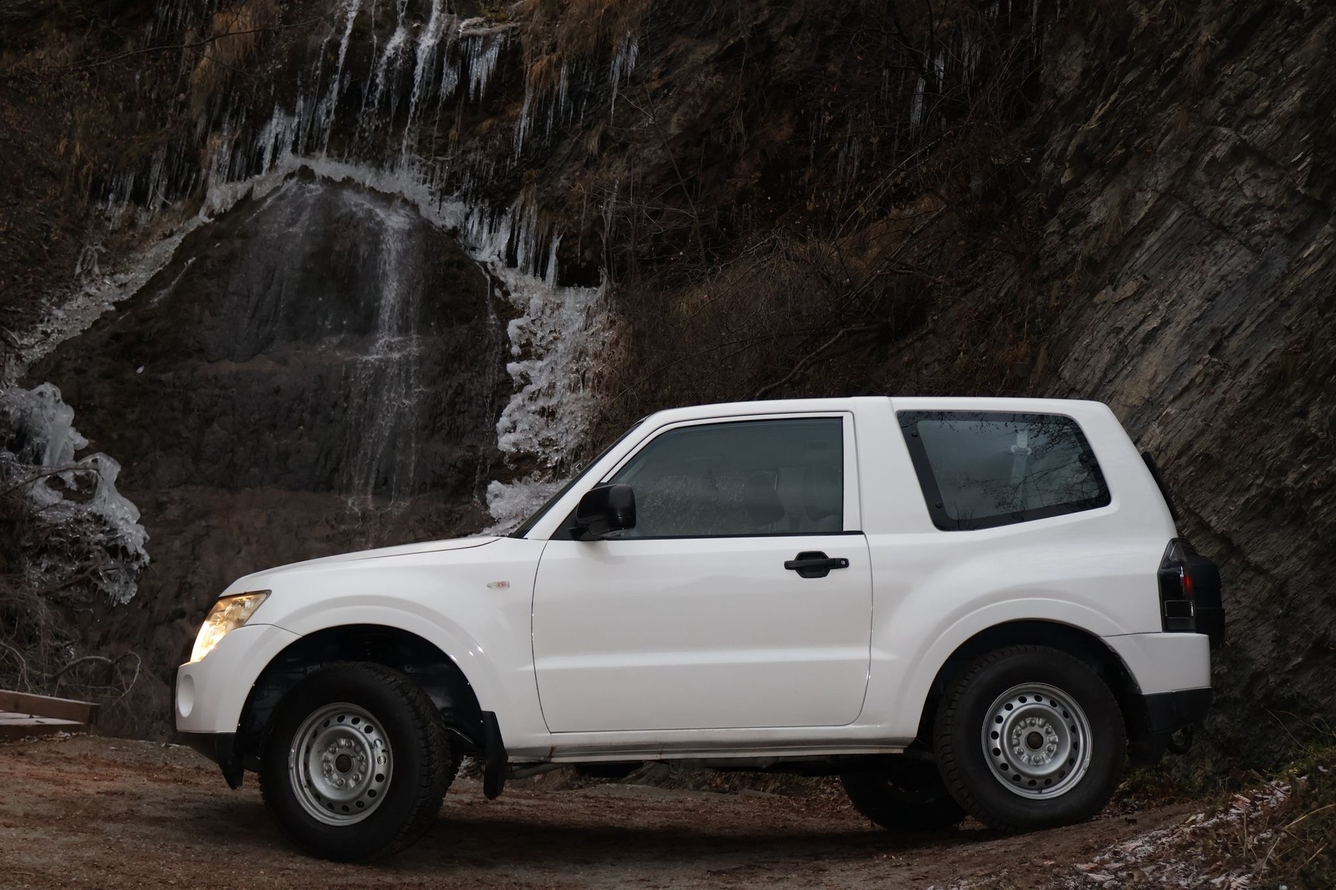 MITSUBISHI Pajero 3.2 DI-D Invite-image-4