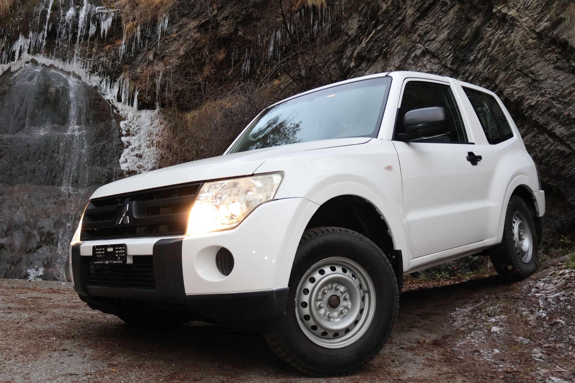 MITSUBISHI Pajero 3.2 DI-D Invite-image-1