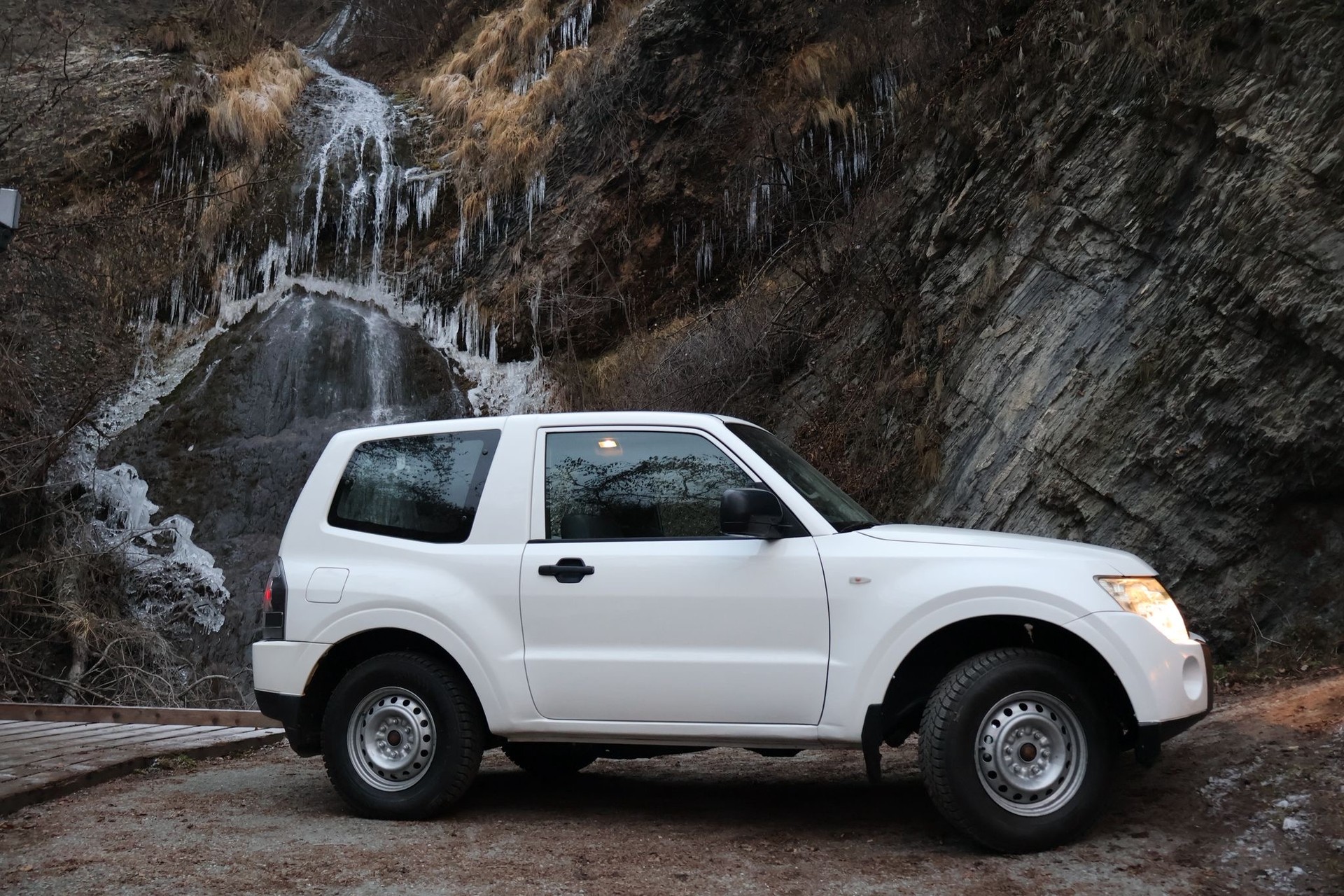 MITSUBISHI Pajero 3.2 DI-D Invite-image-6