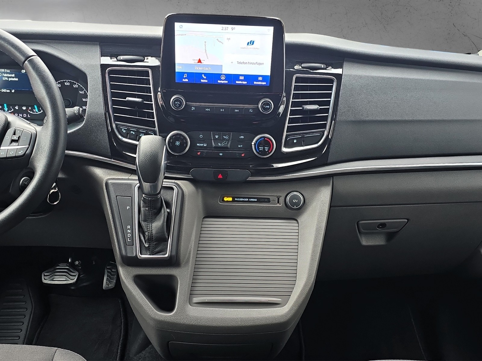 FORD Tourneo Custom 320 L1H1 Titanium PHEV 8-Sitzer-image-9