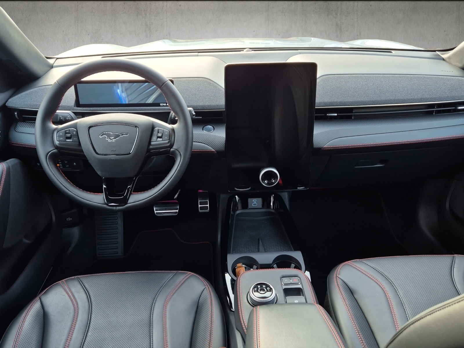FORD Mustang MACH-E Premium AWD 91 kWh-image-9