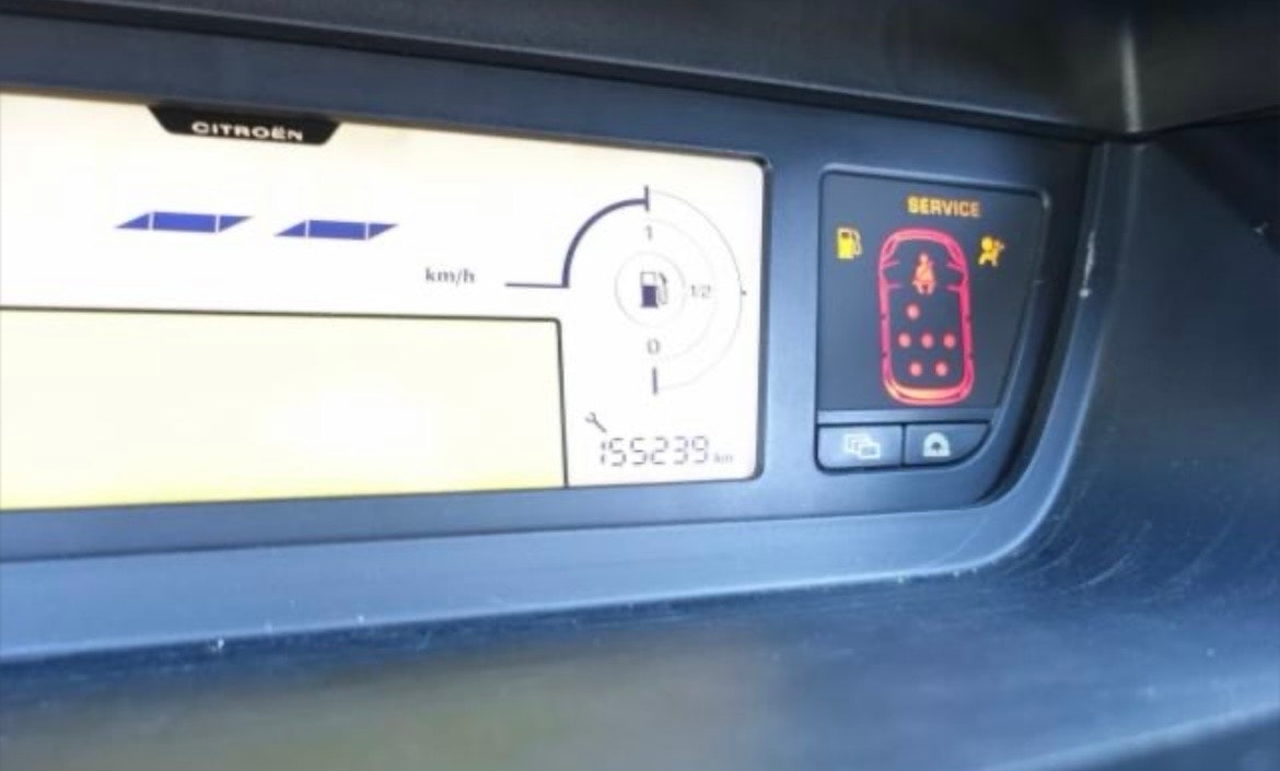 CITROEN Grand C4 Picasso 2.0i 16V Exclusive 7 Places-image-7