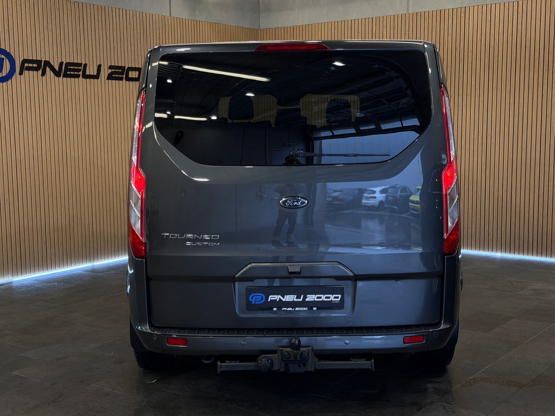 FORD Tourneo Custom 320 L2H1 Titanium A-image-3